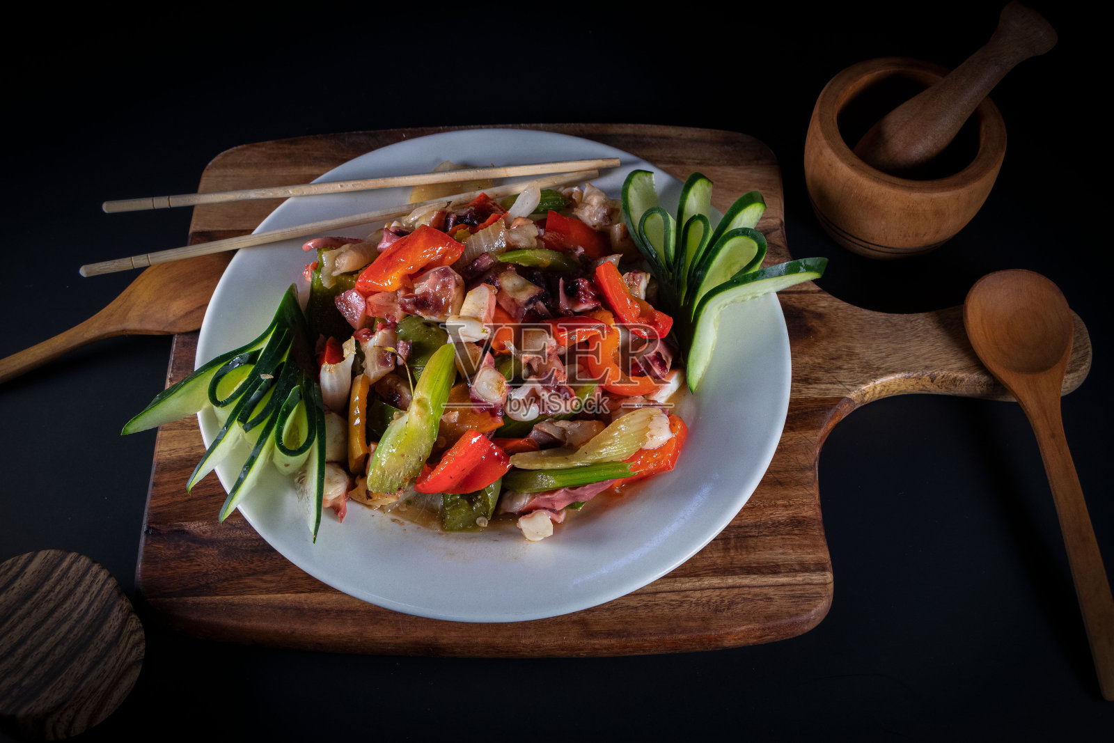 准备的鱿鱼照片摄影图片