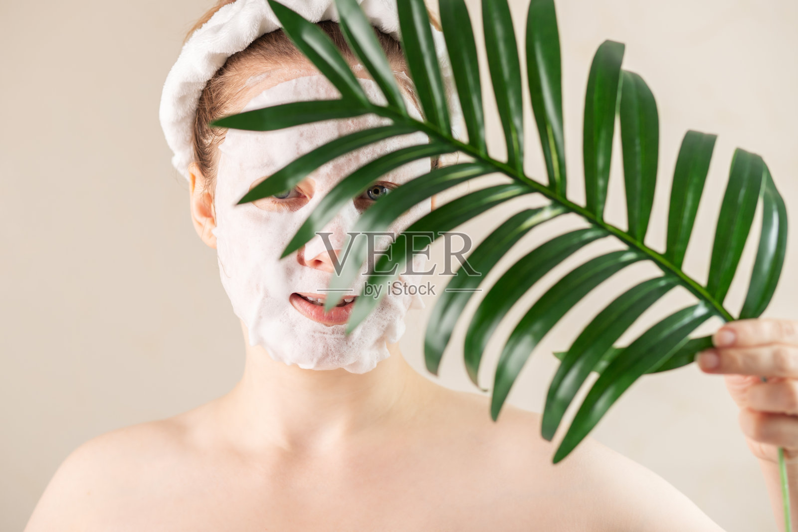 面膜布,女性化妆品,泡沫护肤照片摄影图片