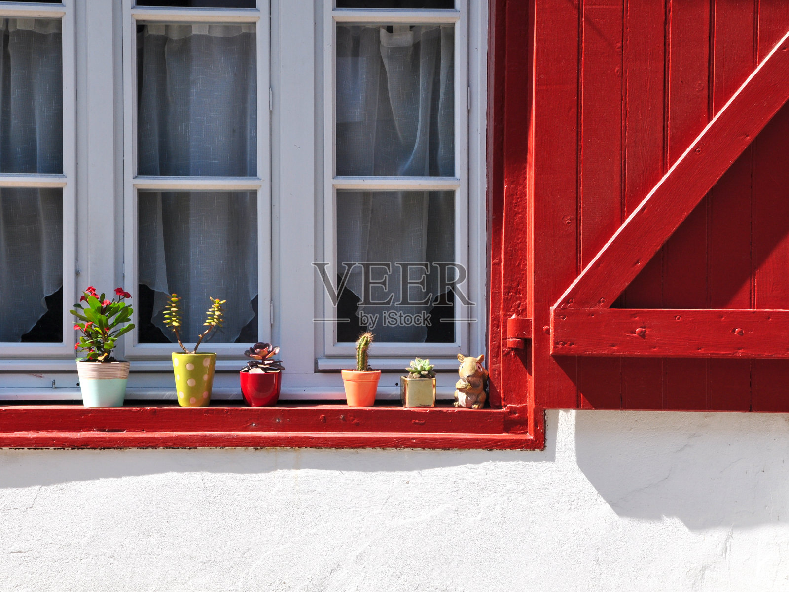 法国巴斯克地区巴斯德的立面细节照片摄影图片