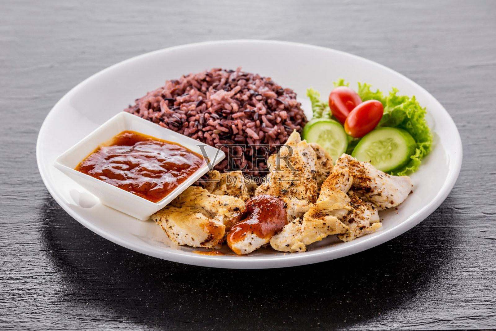 蒜蓉炒鸡饭照片摄影图片