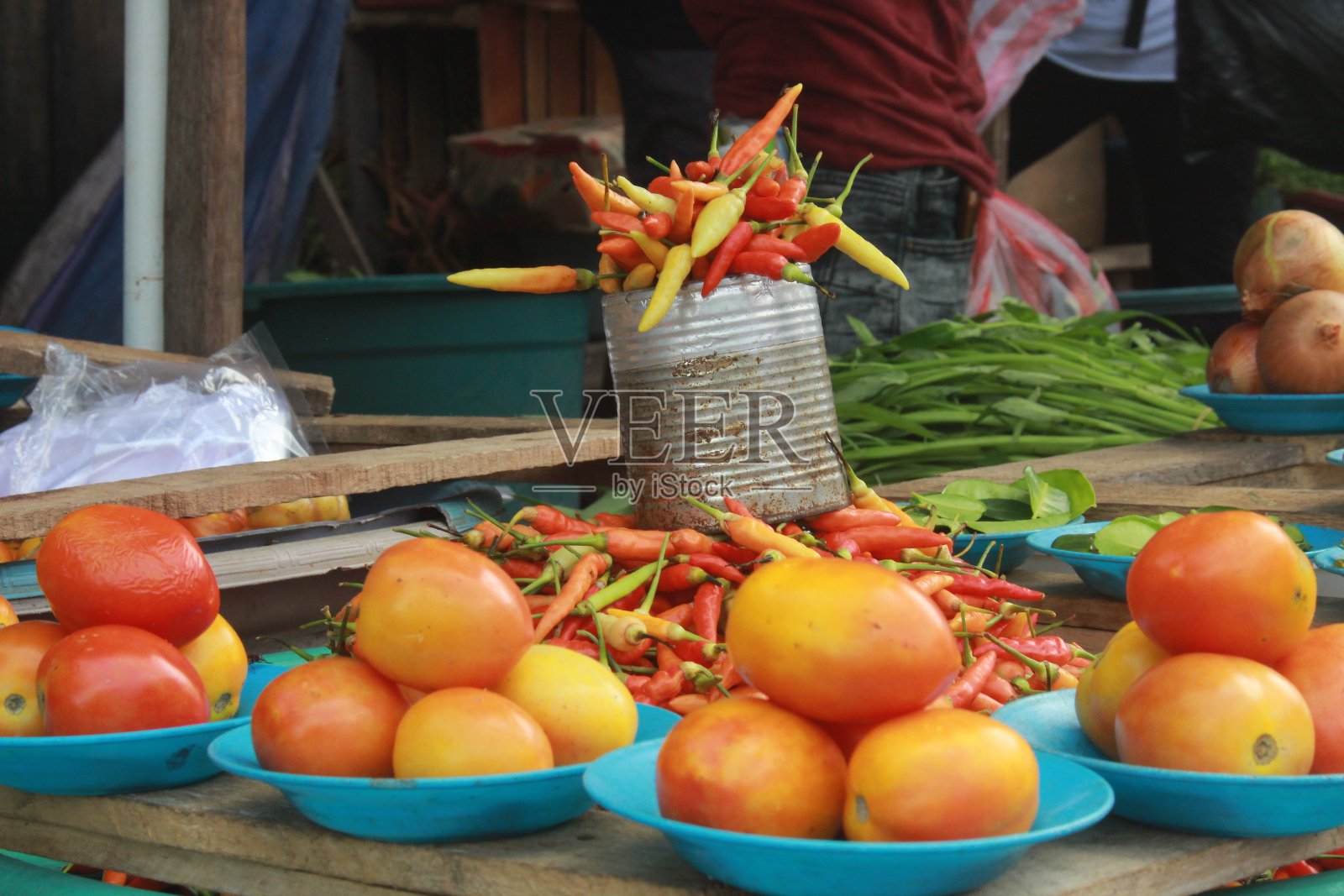 西红柿和辣椒照片摄影图片