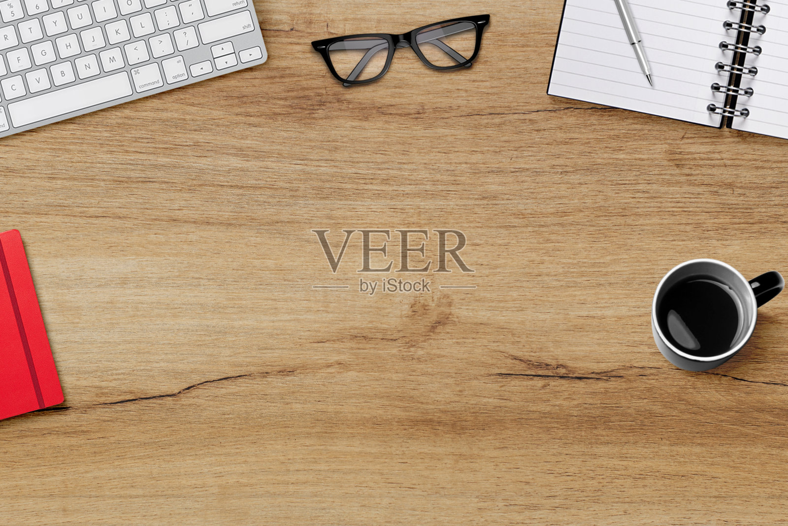 现代工作场所与复制空间的木材背景照片摄影图片