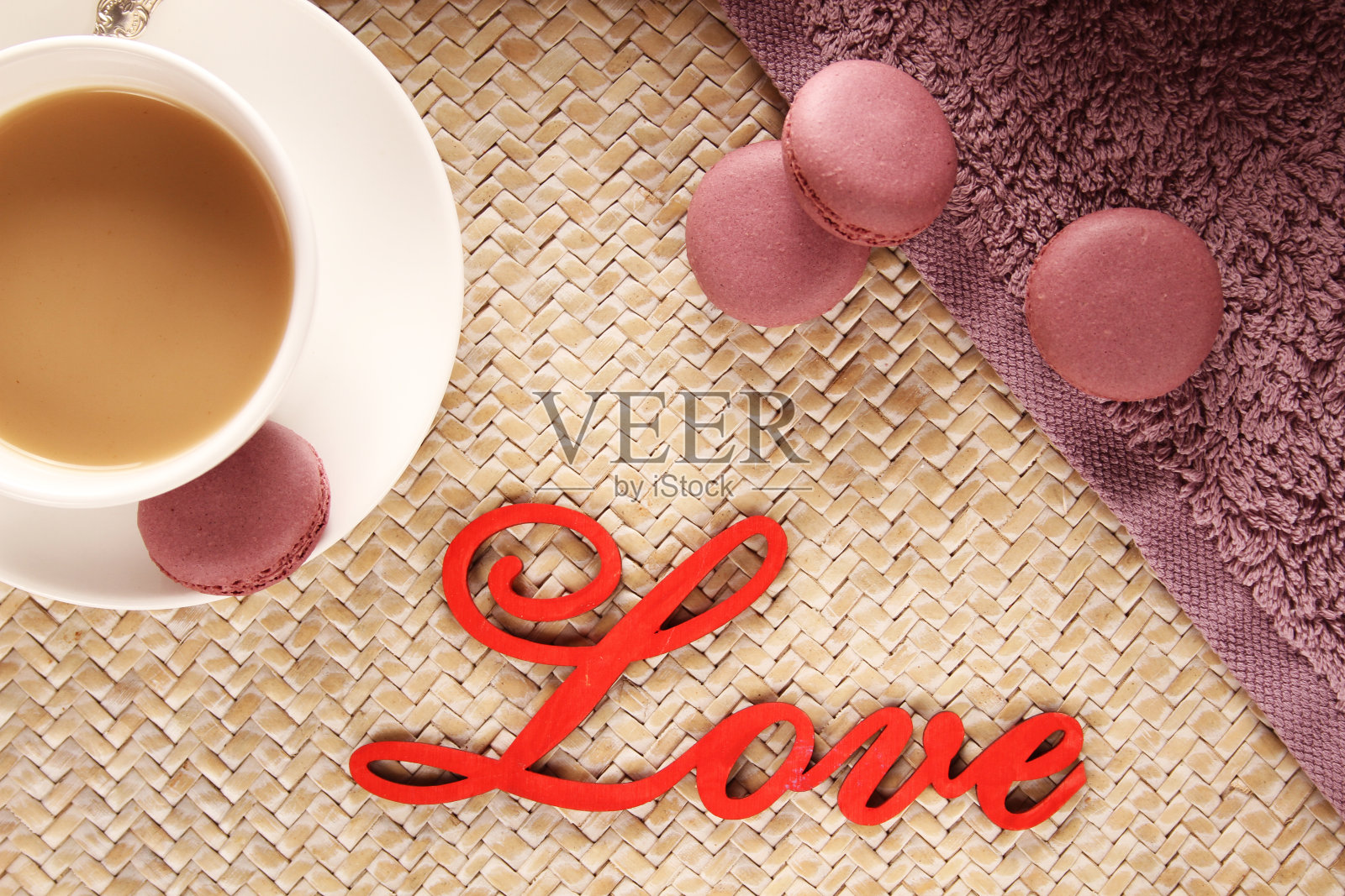 咖啡和杏仁饼照片摄影图片