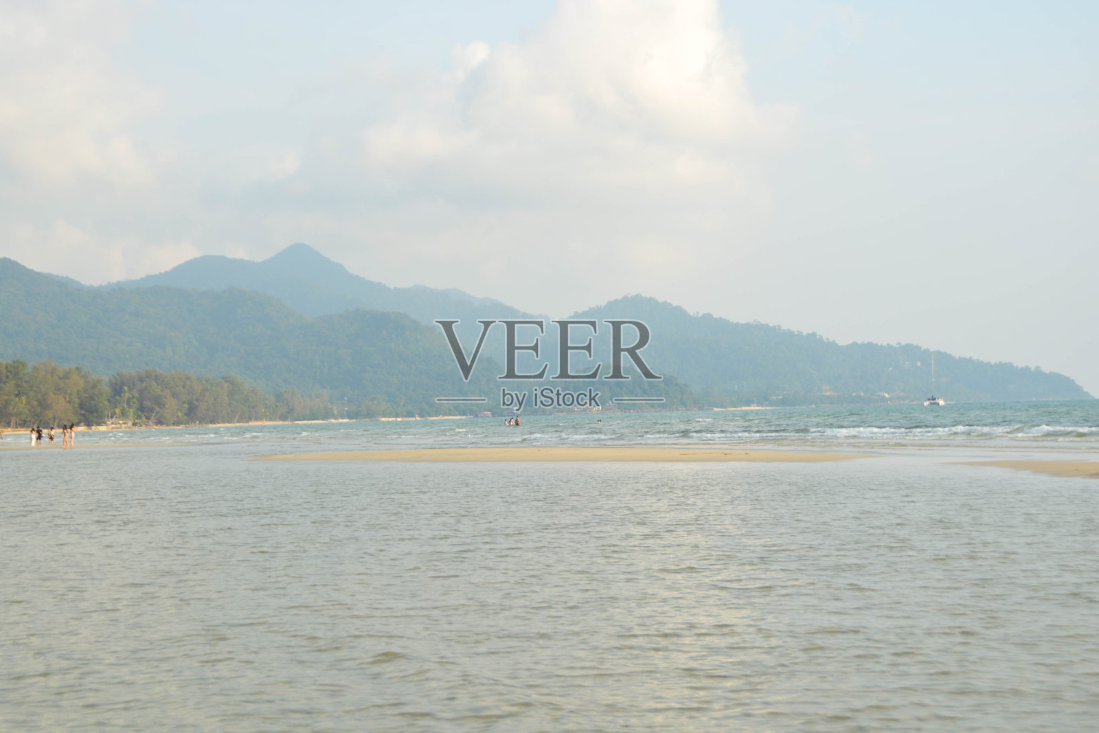 海景和山景。照片摄影图片