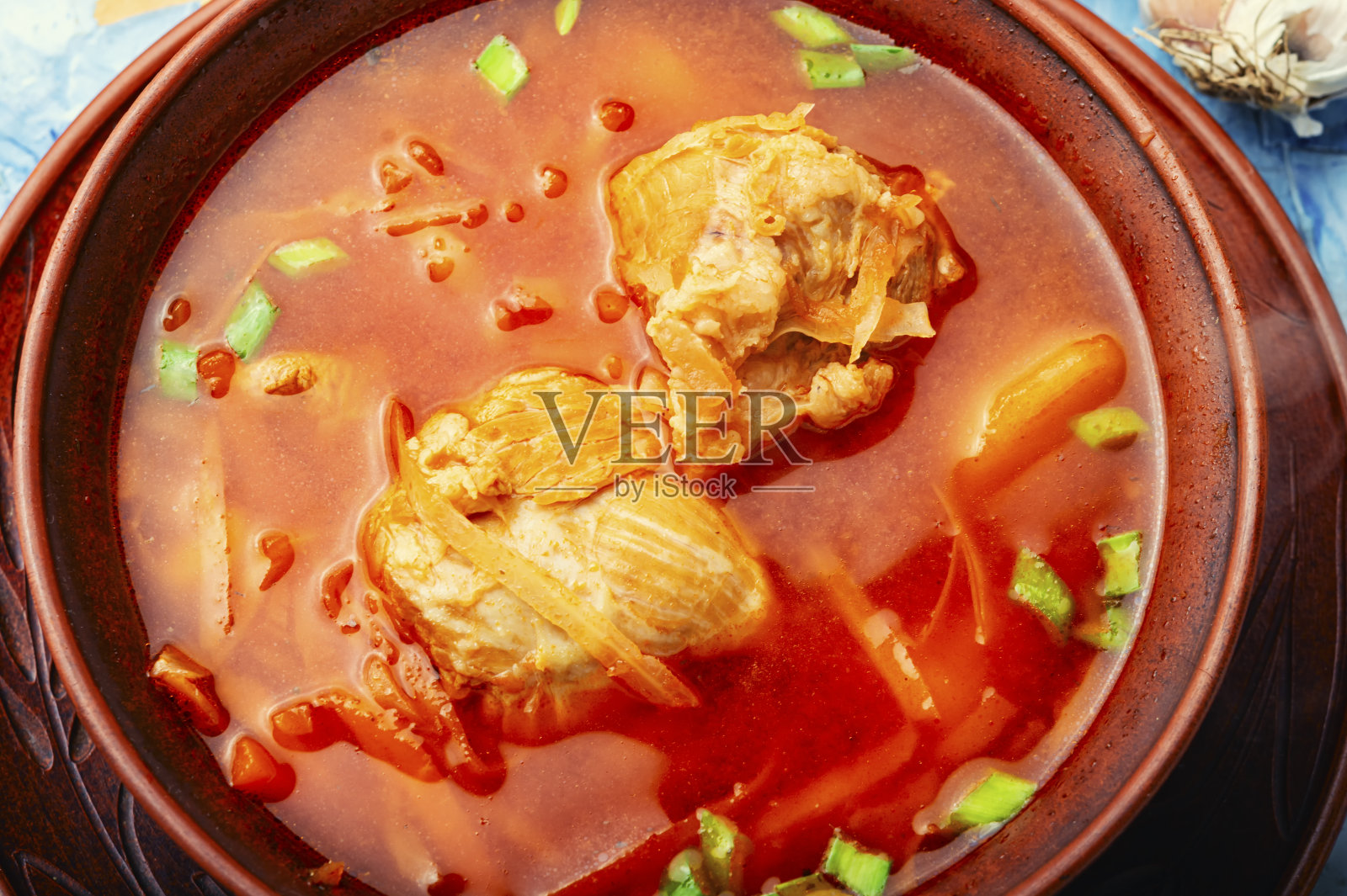 红色的乌克兰的罗宋汤照片摄影图片