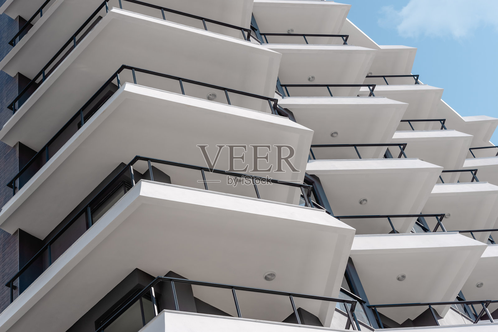 建筑立面的抽象视图。照片摄影图片