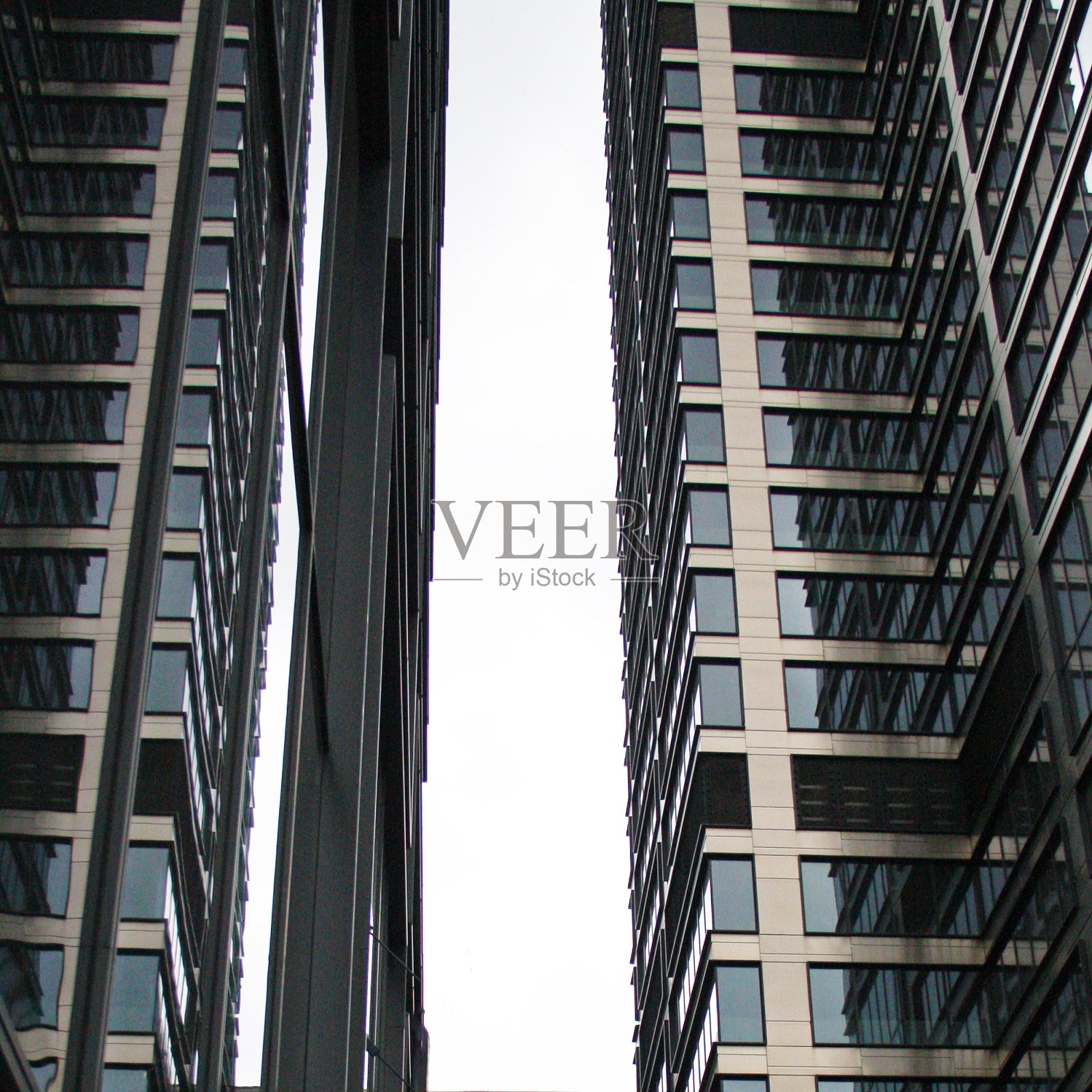 华沙商业中心的摩天大楼照片摄影图片