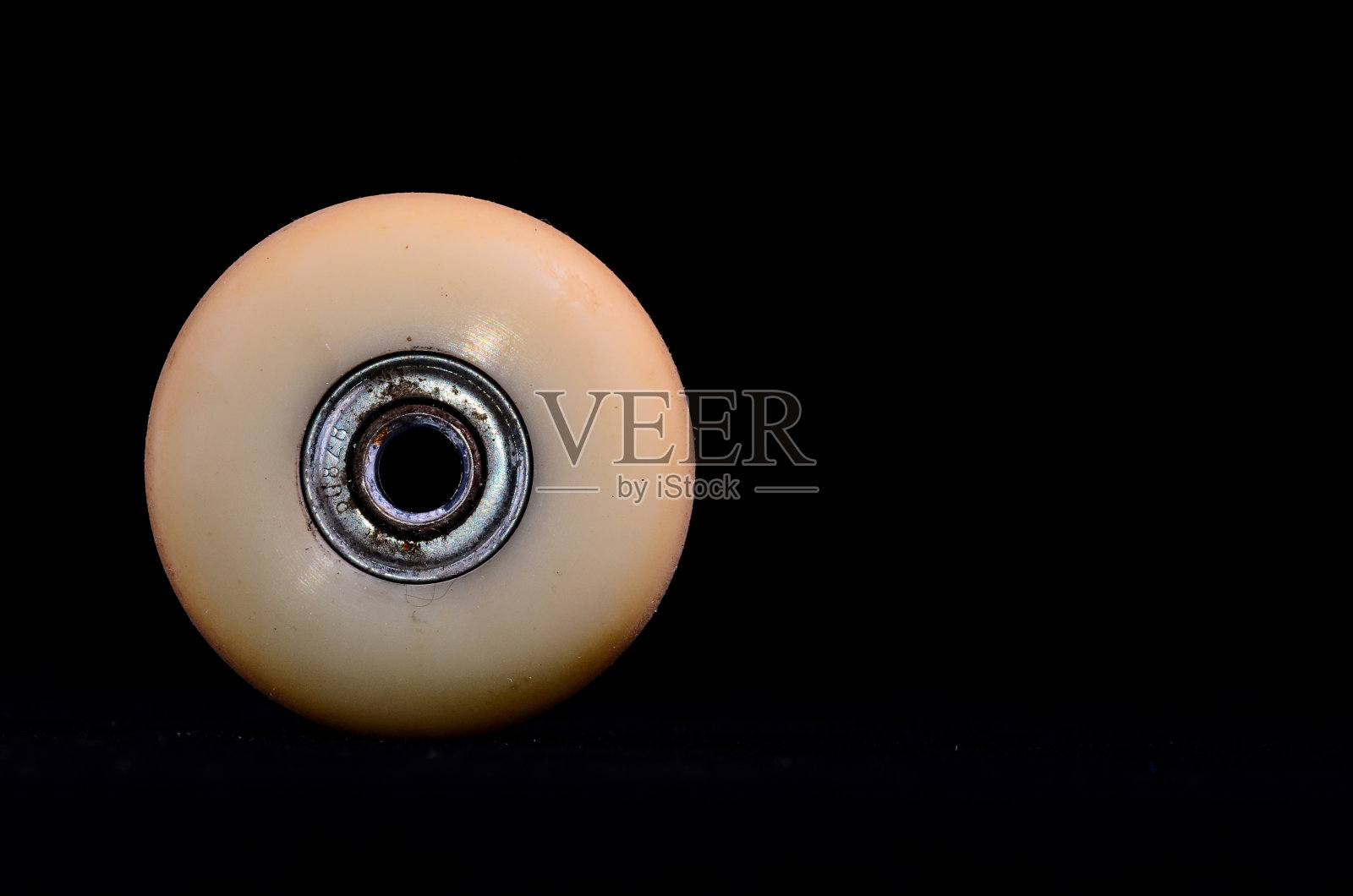 老复古消费滑板轮照片摄影图片