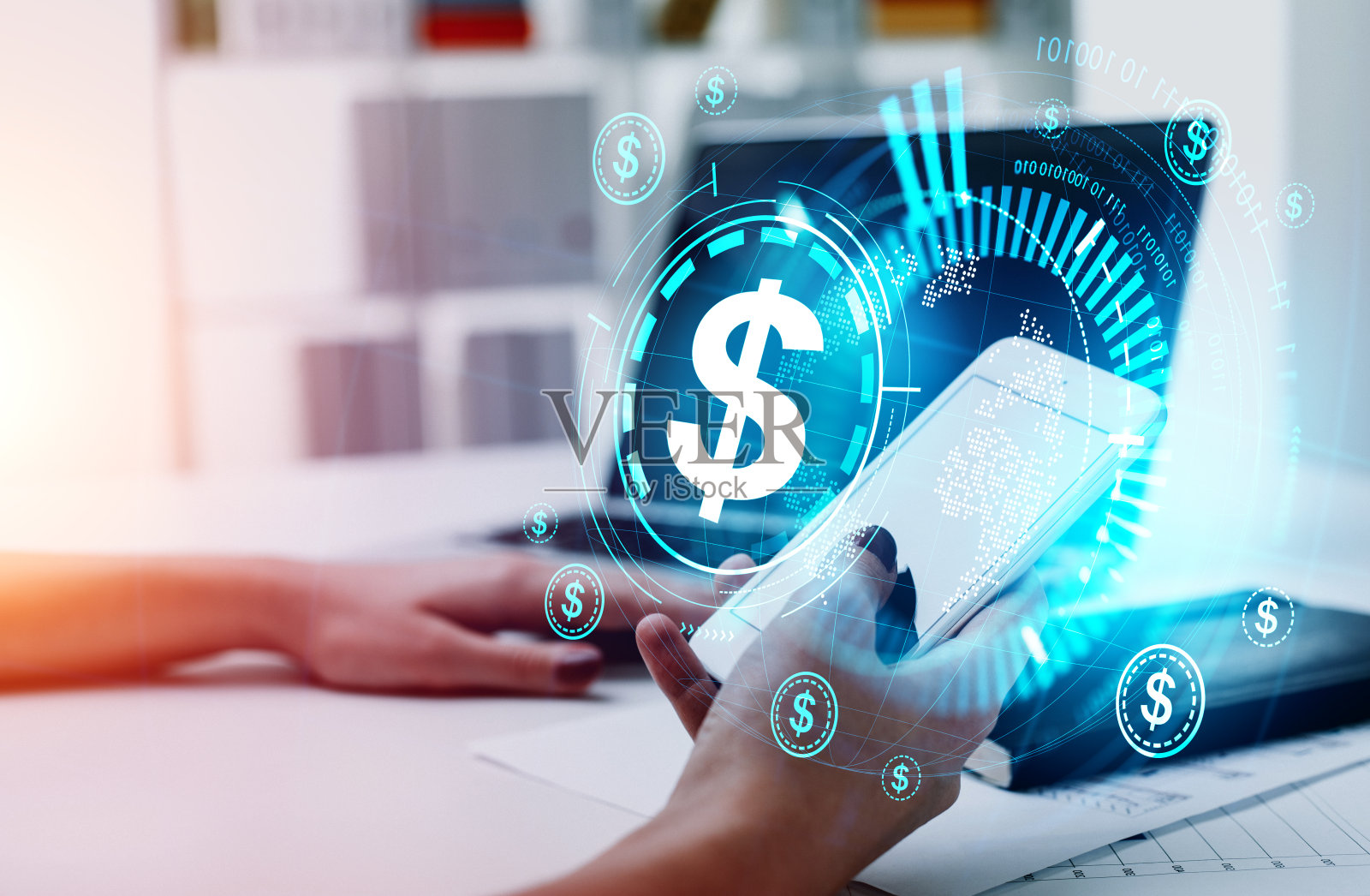 手持电话的女商人,二进制的球体,在线支付照片摄影图片