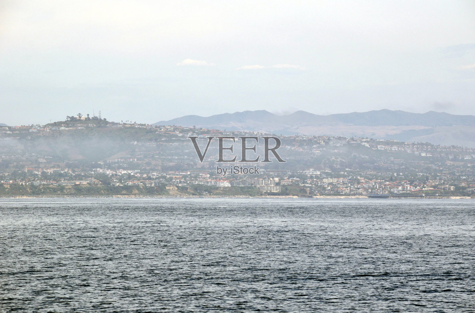 多云的奥兰治县照片摄影图片