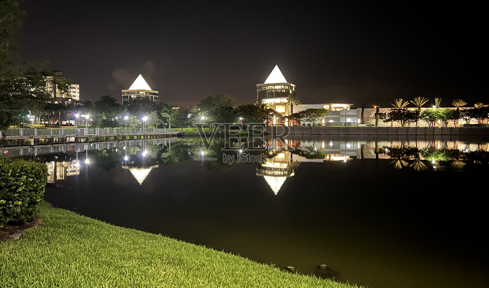 看到双照片摄影图片