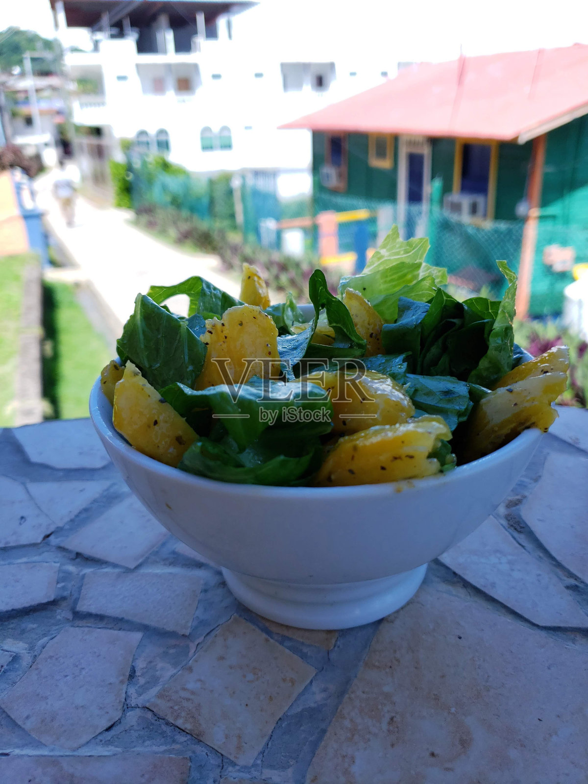 素食沙拉来提神。照片摄影图片