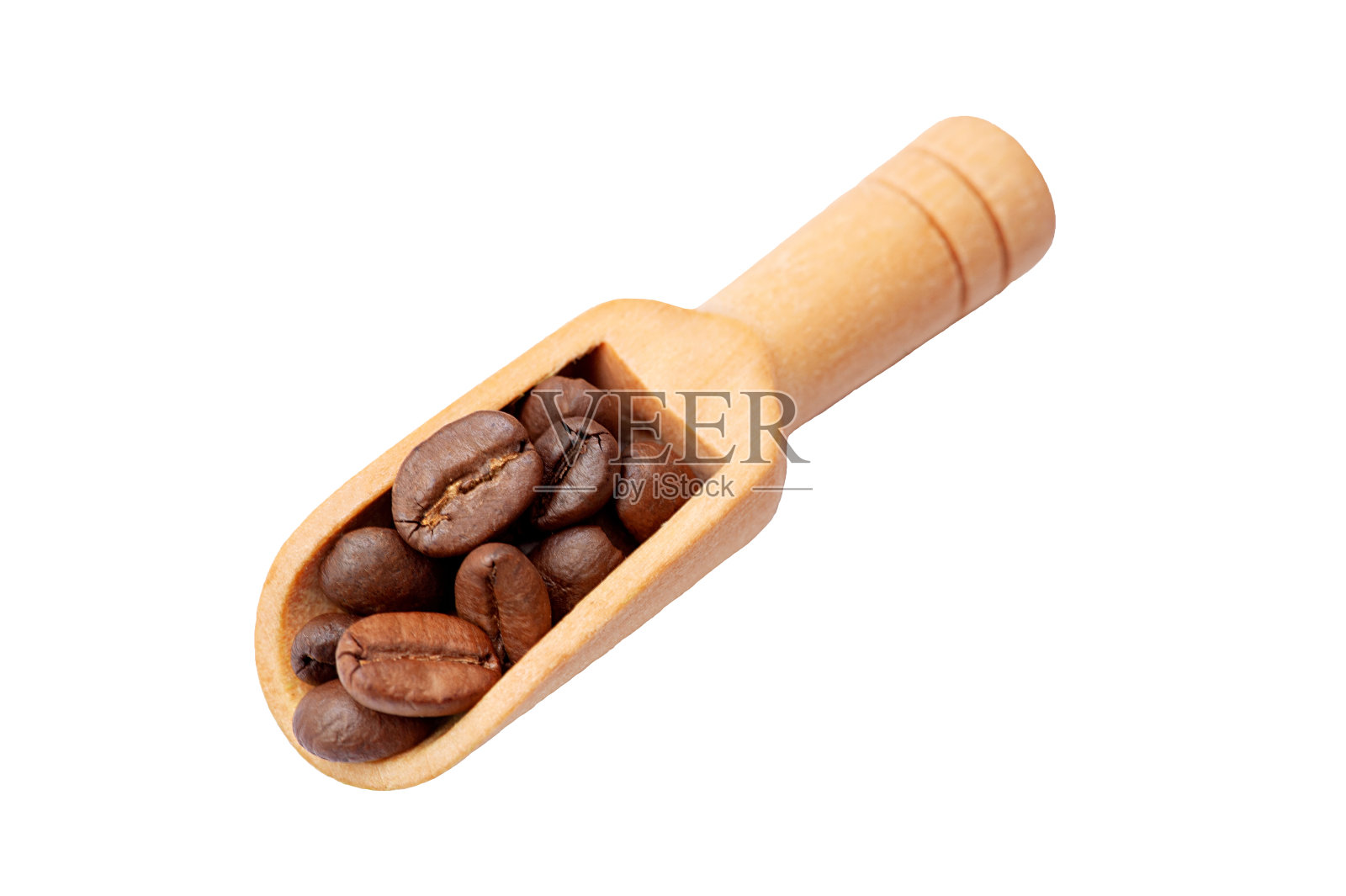 烤好的咖啡豆放在白色背景的木勺上照片摄影图片