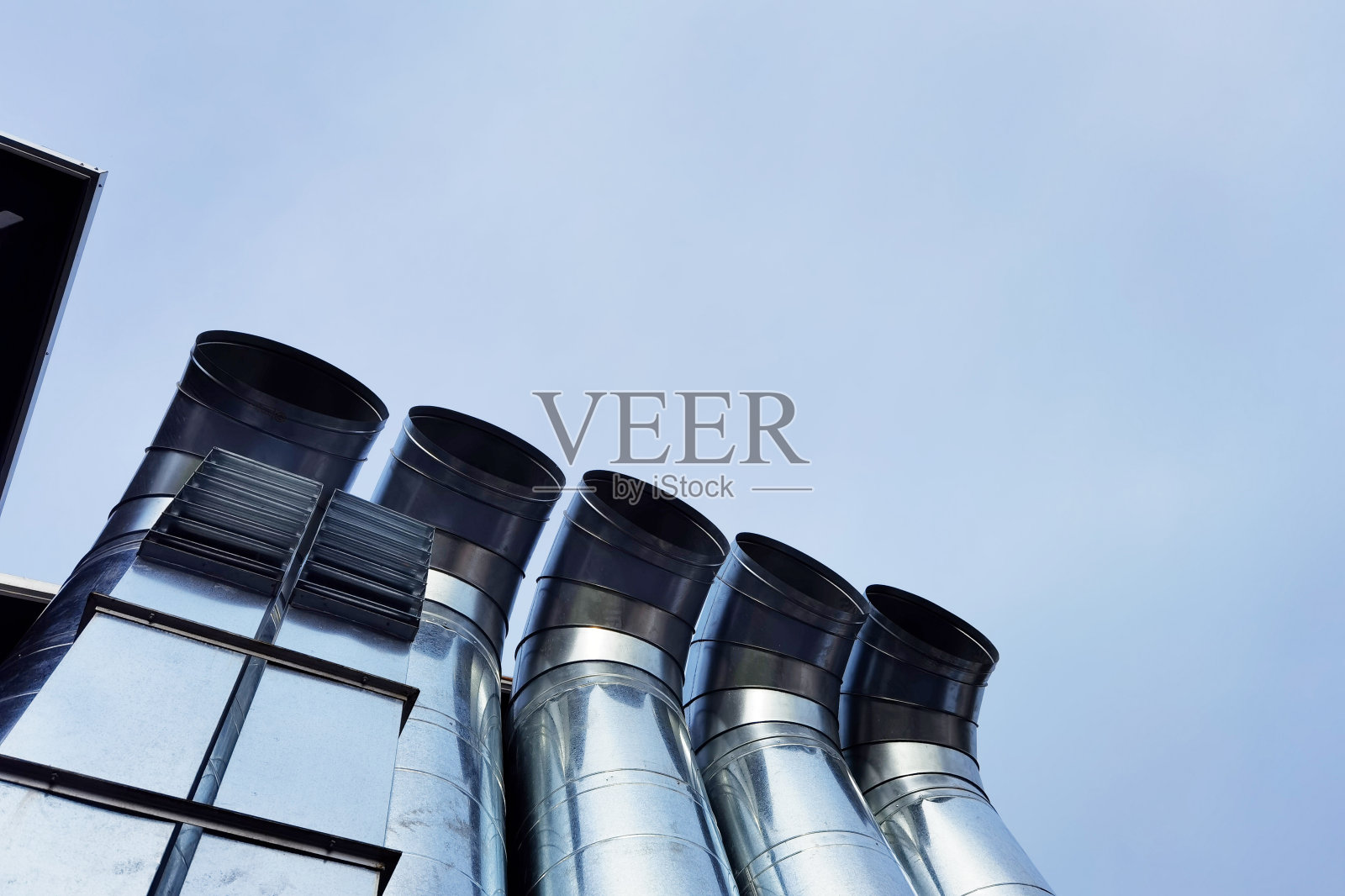 通风排风管道照片摄影图片