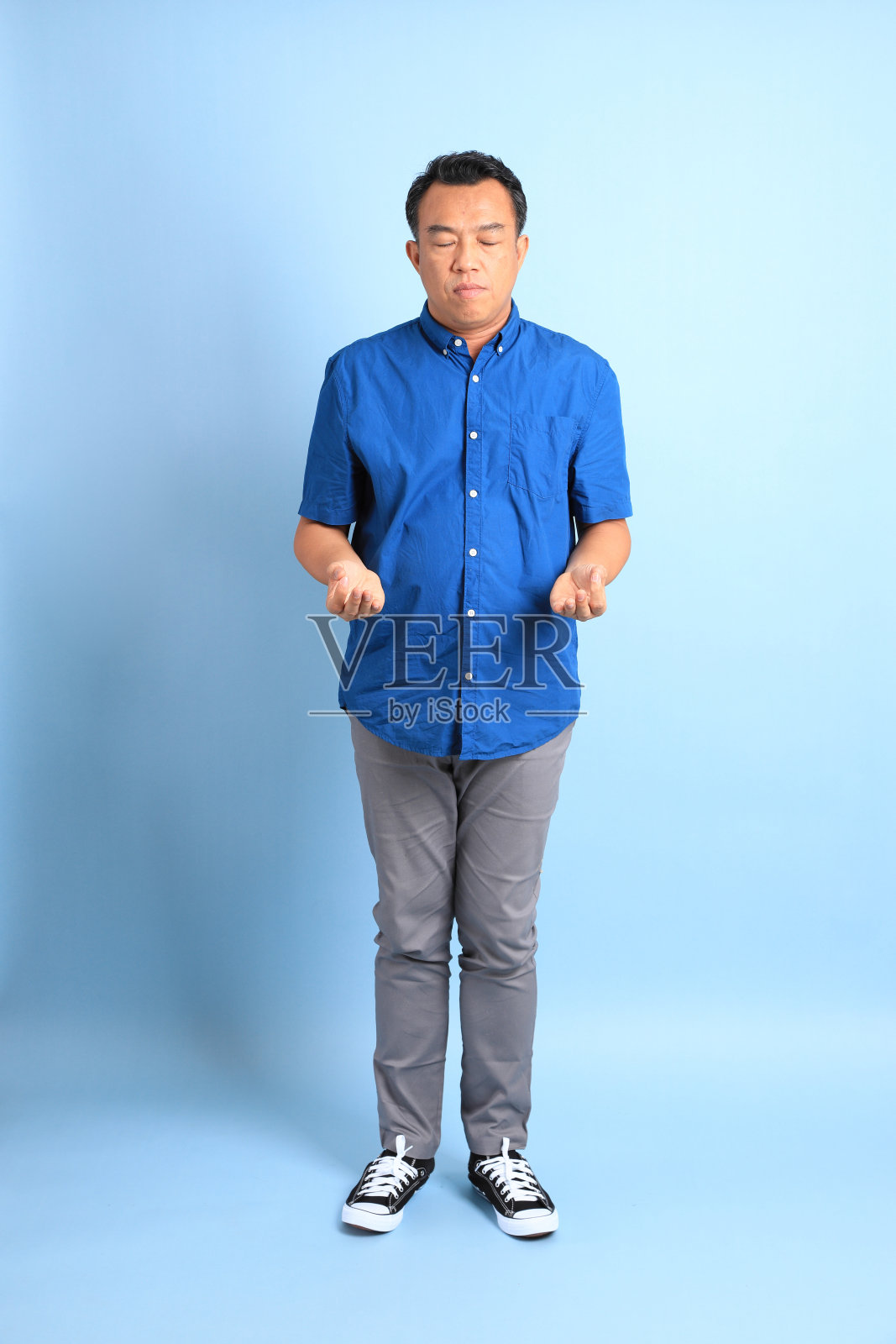 中年男人照片摄影图片