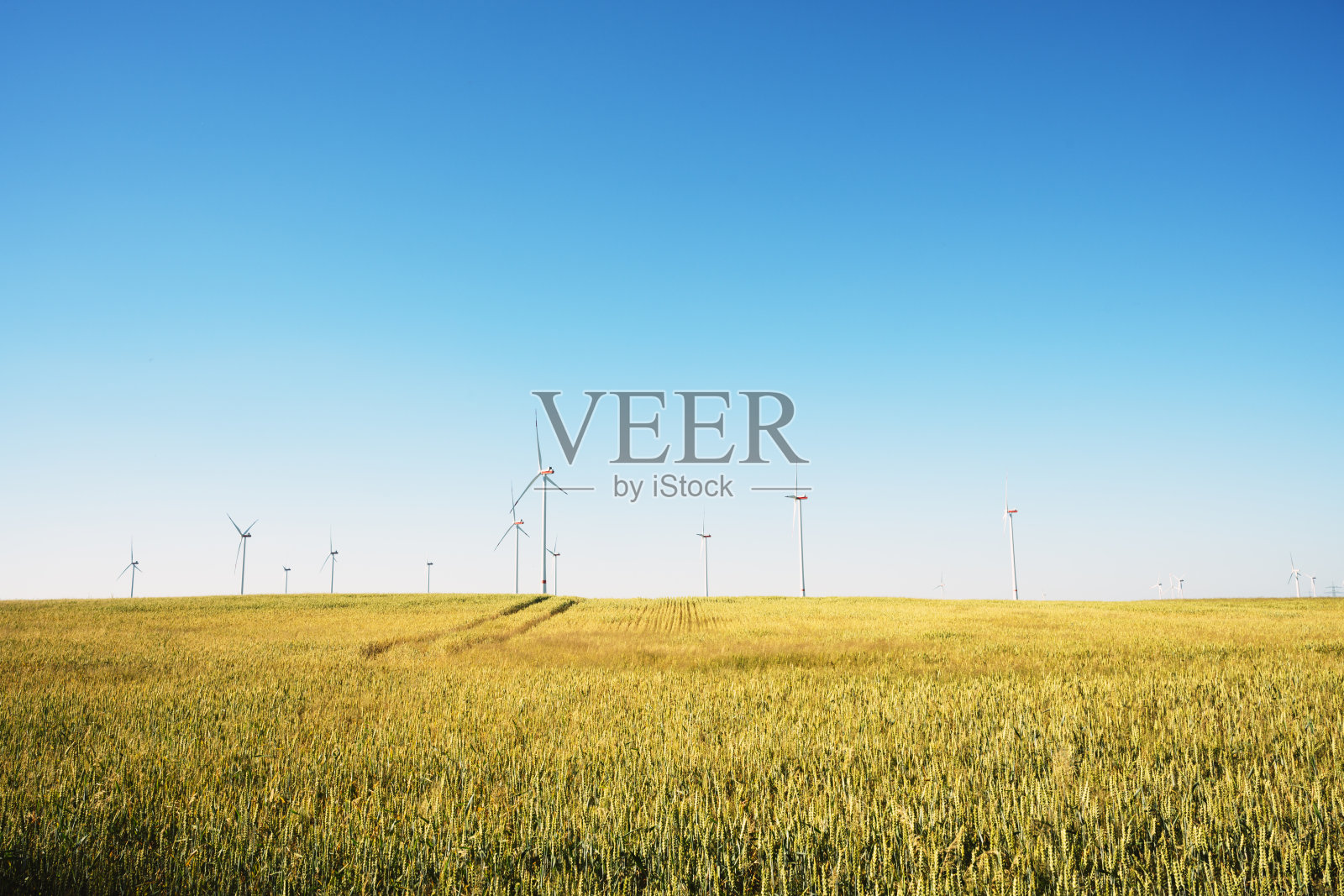 Windpark,用于现代可持续发电的风力涡轮机照片摄影图片