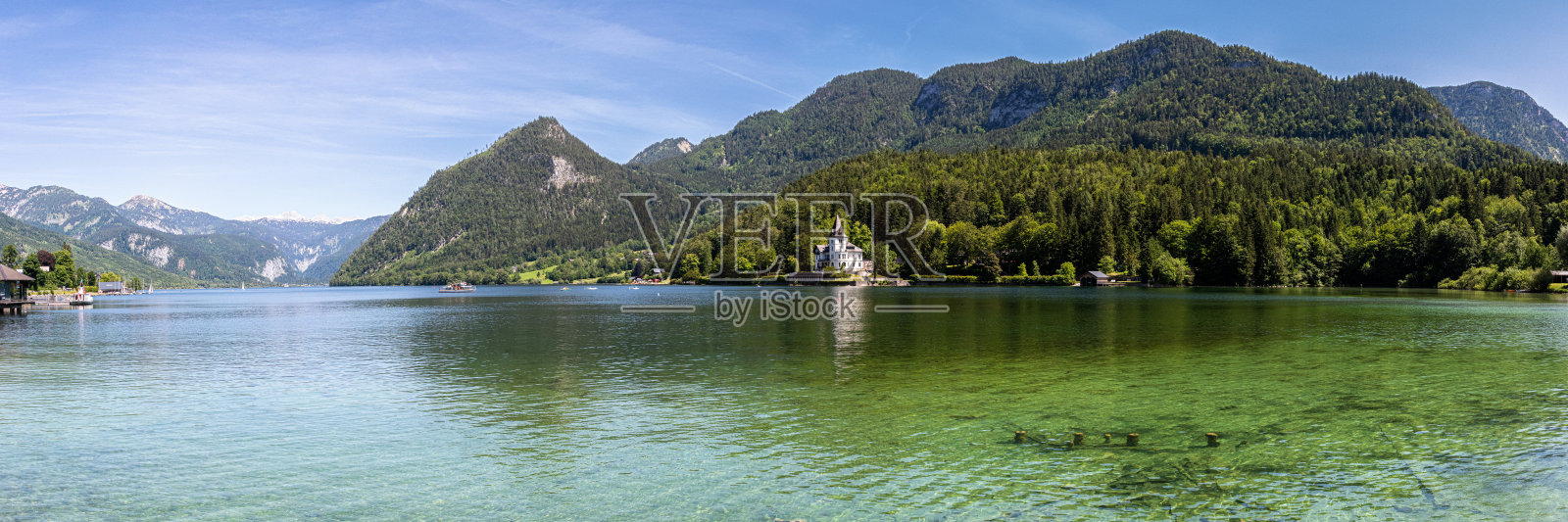 奥地利萨尔斯卡默古特的格兰德湖照片摄影图片