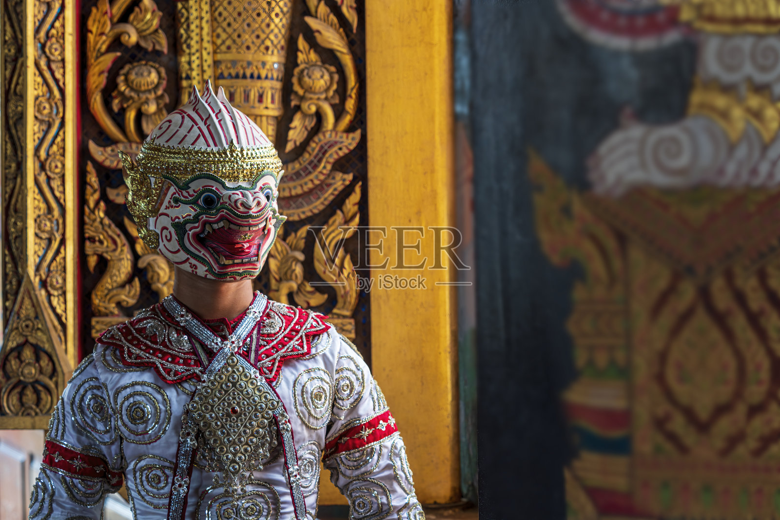 哈奴曼,罗摩衍那诗中的主角。(城市)。泰国文化舞蹈艺术蒙面孔府。照片摄影图片