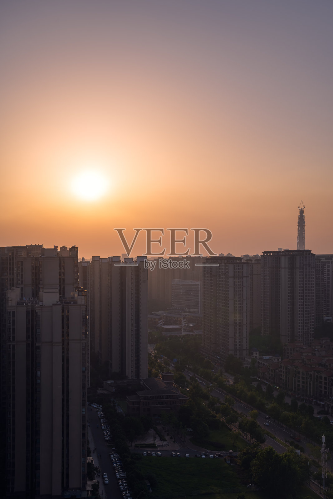 黄昏的现代住宅照片摄影图片