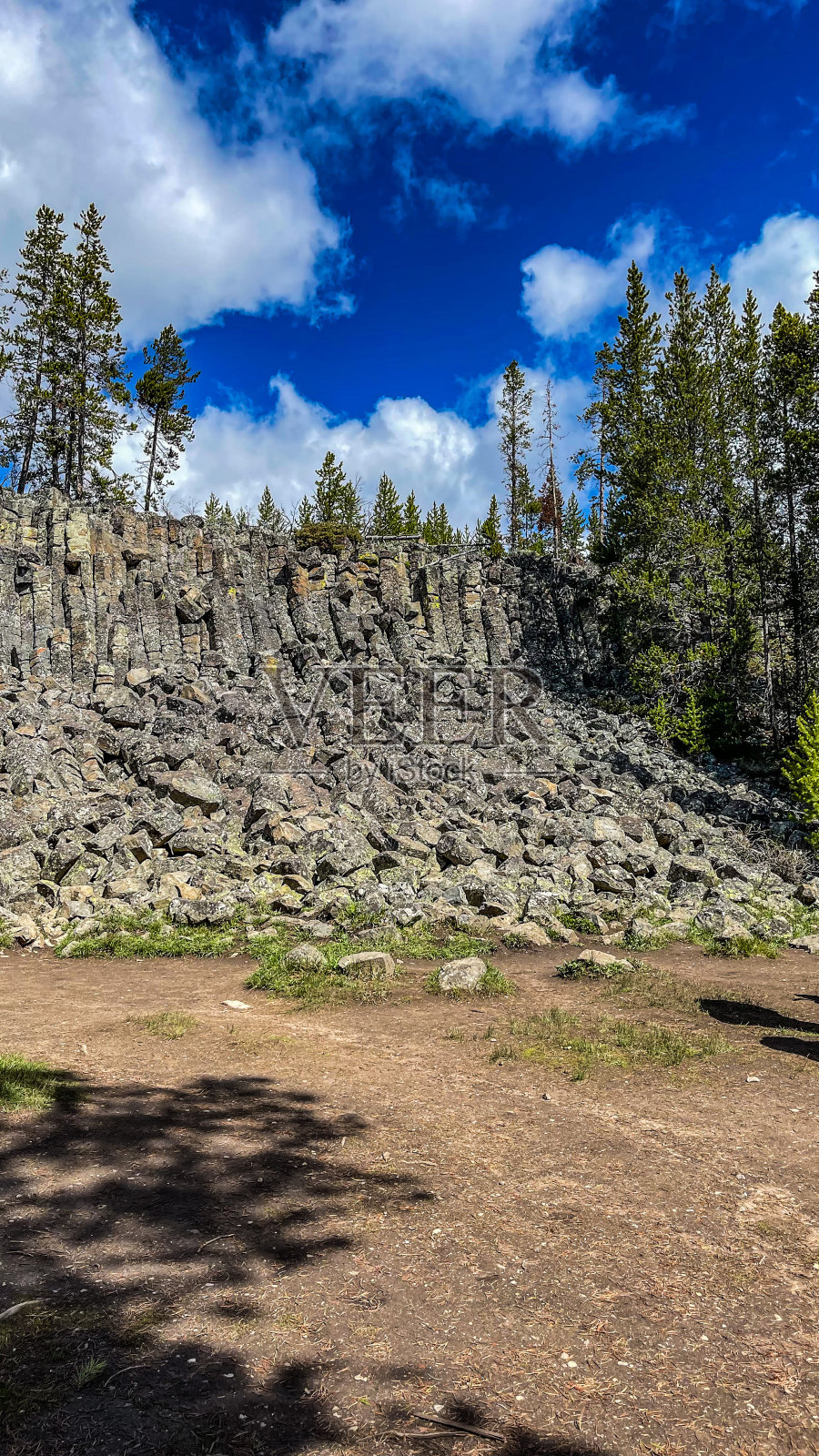 怀俄明州黄石国家公园的牧羊人悬崖照片摄影图片