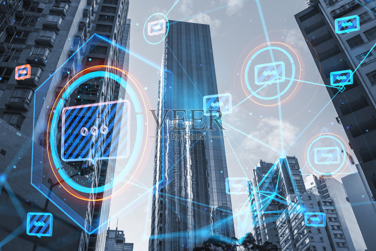 创意发光连接通信全息图上模糊的城市墙纸。技术和无线网络概念。双重曝光。照片摄影图片