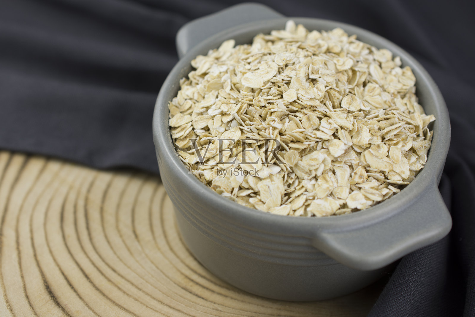 背景与完整的干燥食品照片摄影图片