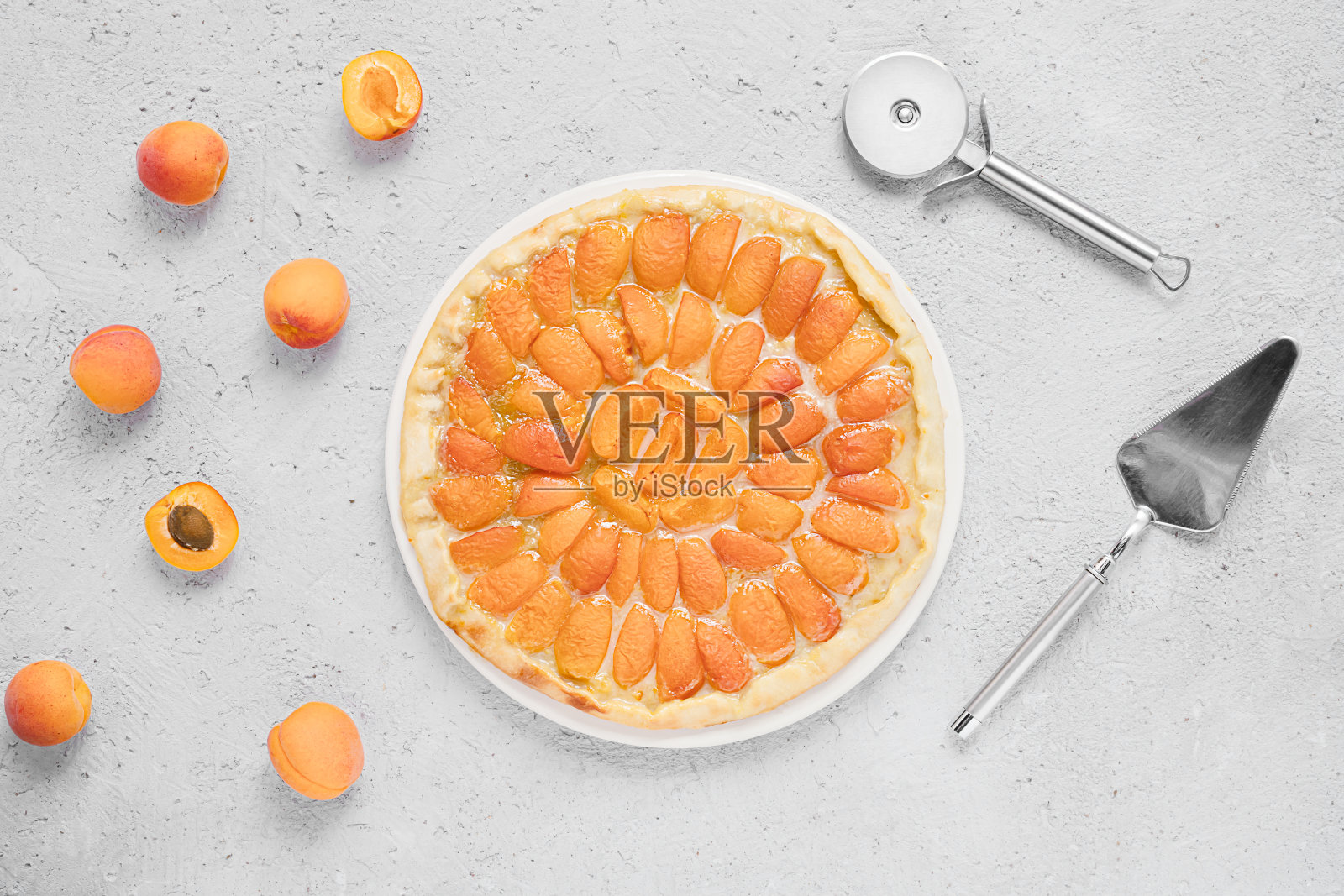 桃子披萨和桃子照片摄影图片