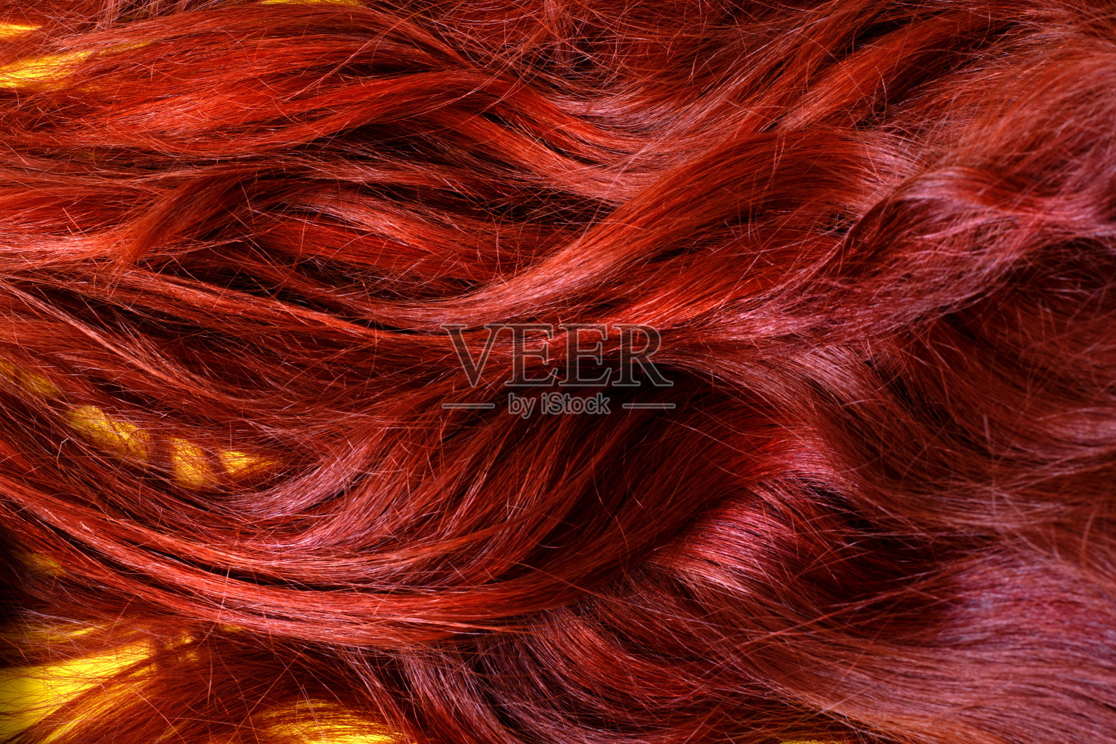 染成波浪红色发质照片摄影图片