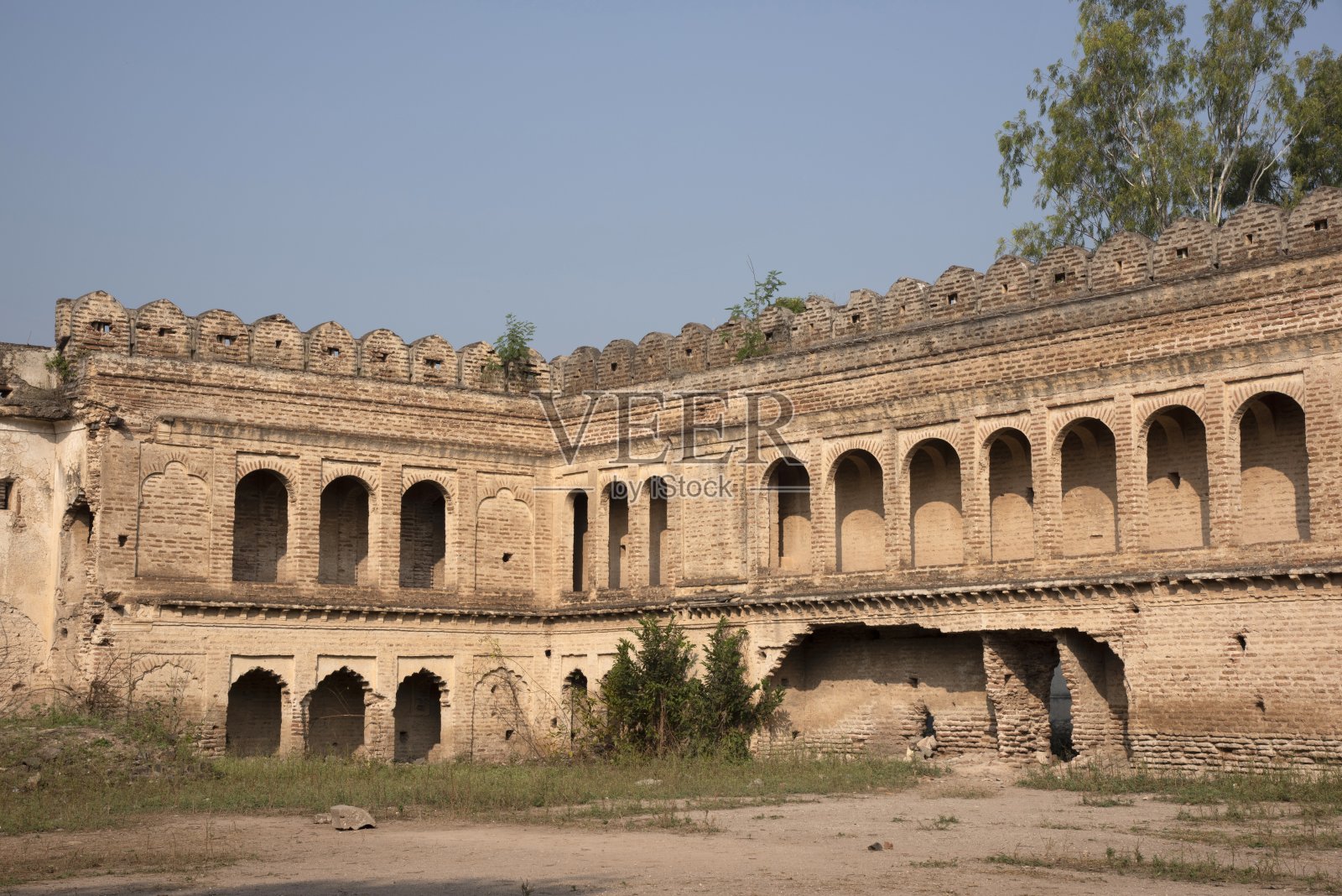 从里面看Raj durbar的部分视图,Wafgaon Fort, Wafgaon, Taluka Khed, Dist Pune照片摄影图片