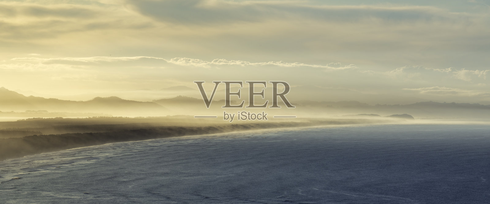 海洋的日落景观照片摄影图片