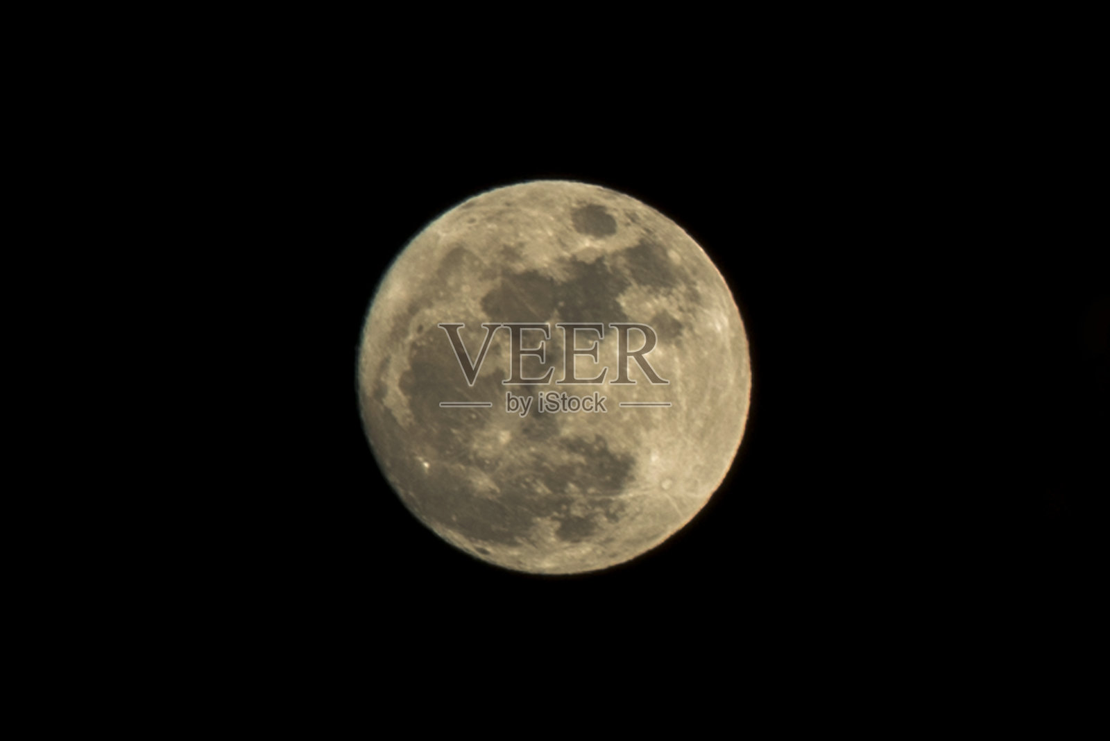 2022年8月11日满月照片摄影图片