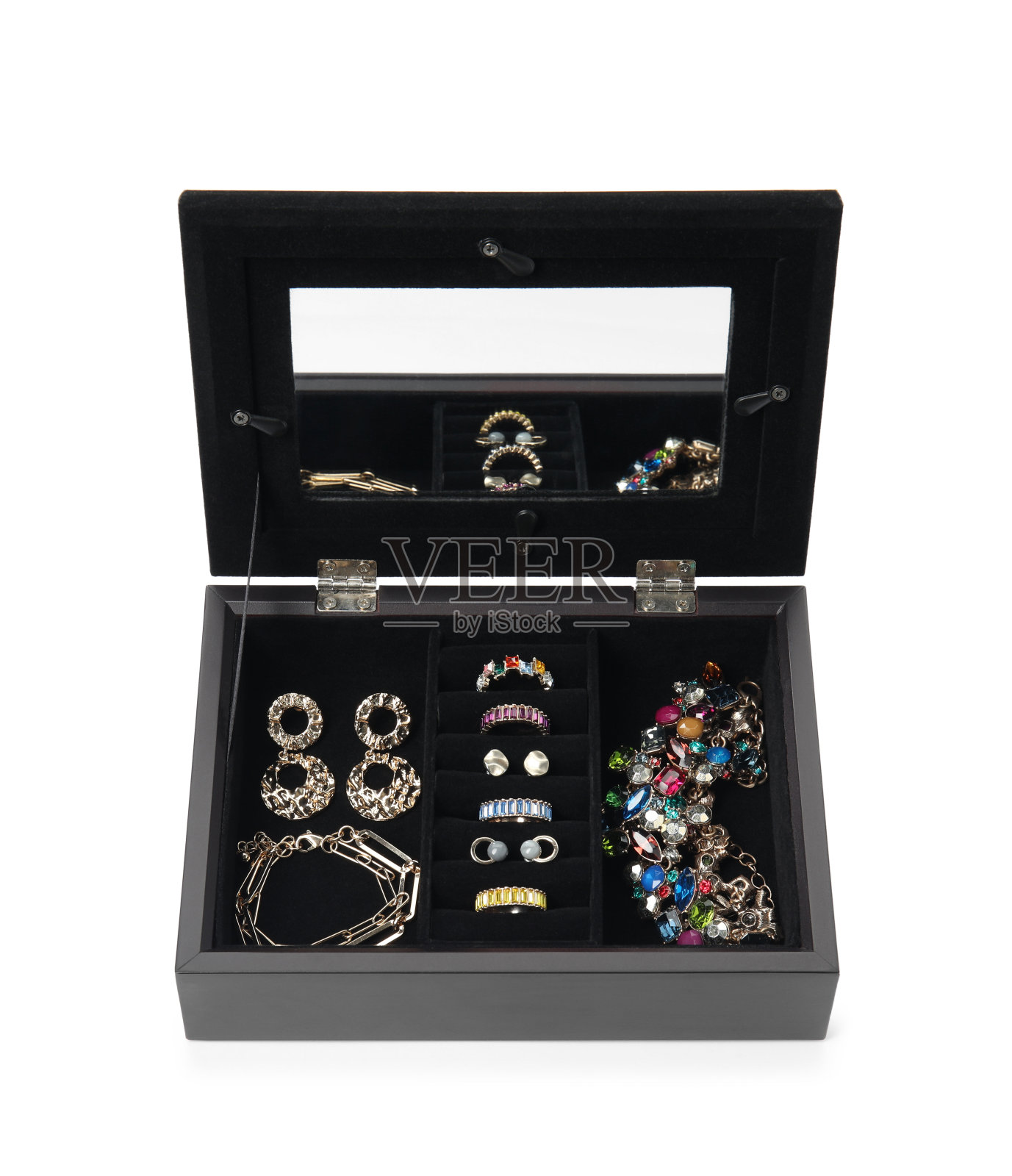 珠宝盒与时尚的bijouterie孤立在白色照片摄影图片