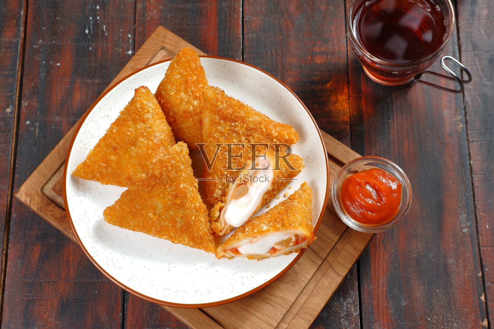 桌上早餐的高角度视图照片摄影图片