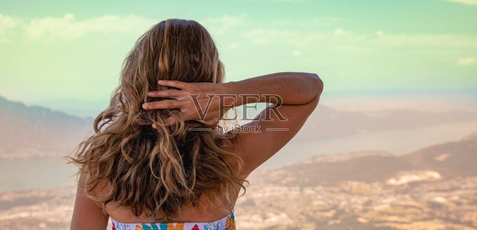 法国女人-奥弗涅,萨瓦照片摄影图片