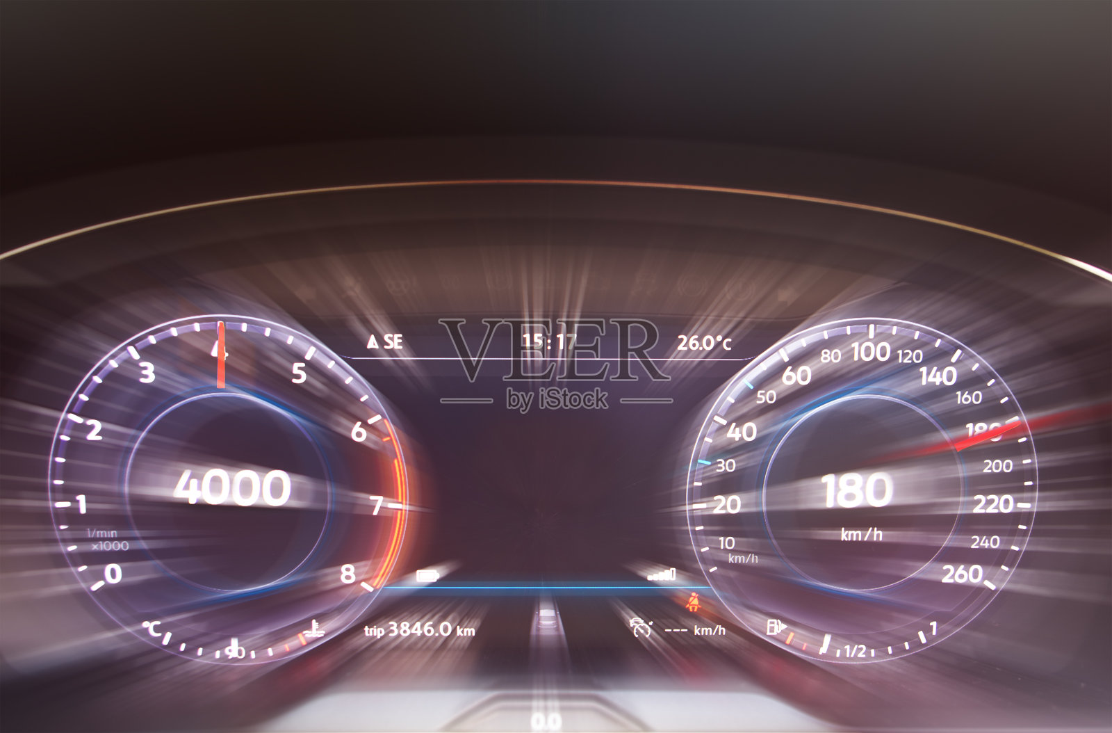 现代汽车的速度计和转速计。速度计显示速度很快照片摄影图片