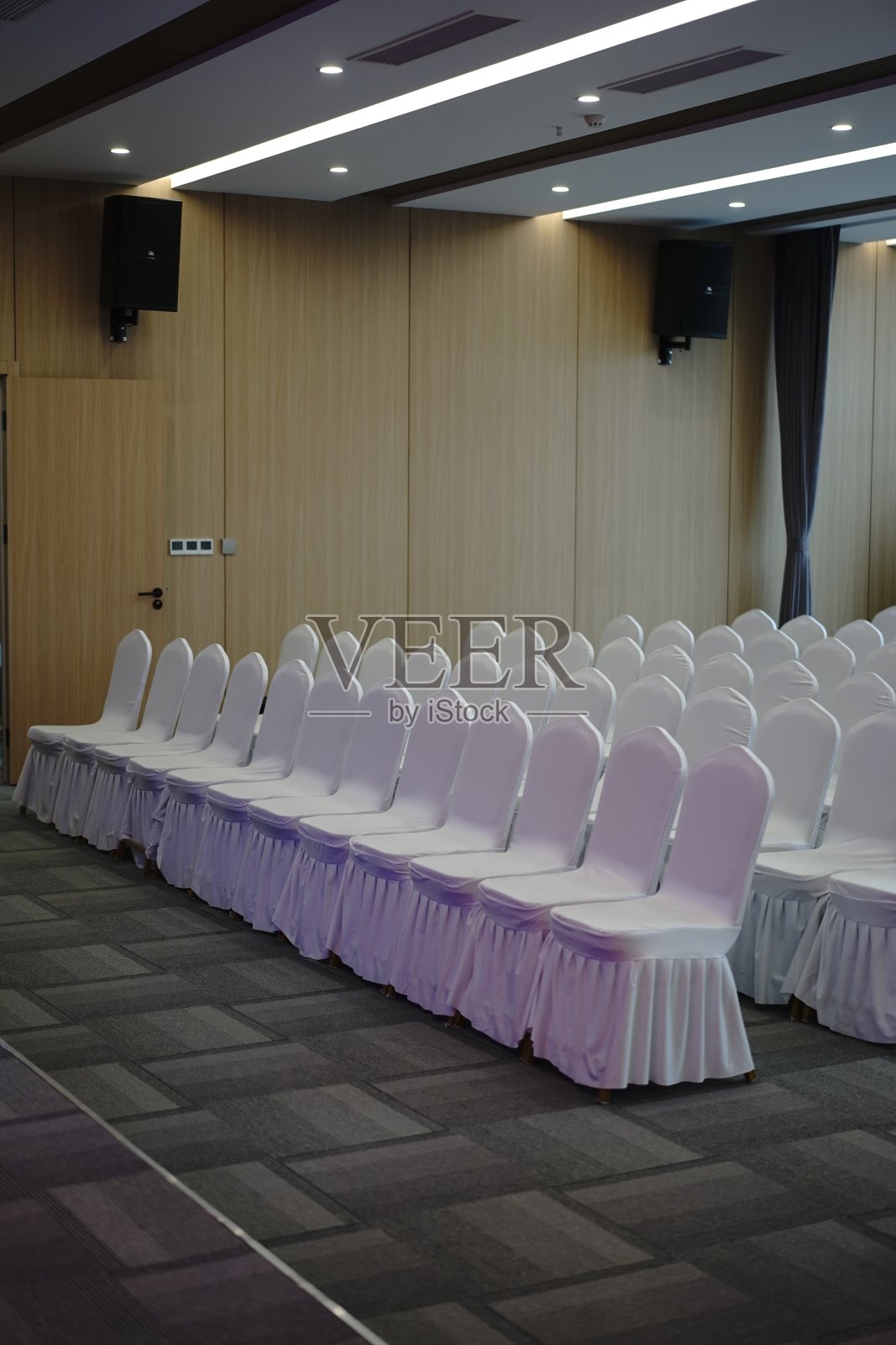 凳子照片摄影图片