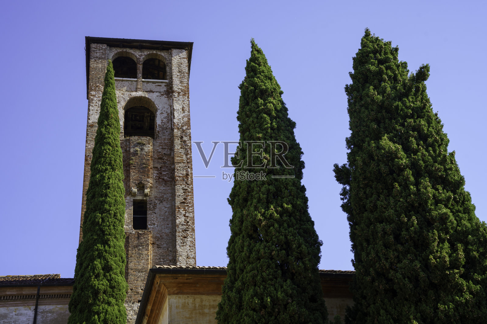 巴萨诺德尔格拉帕的历史建筑,威尼托,意大利照片摄影图片