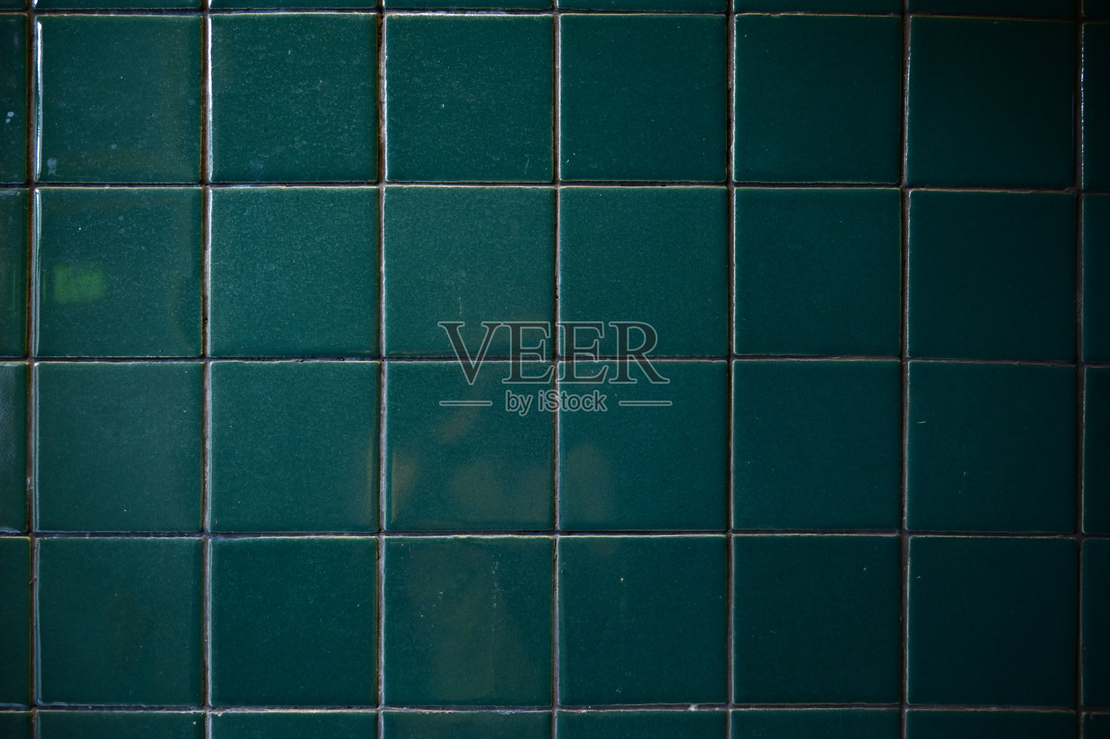 深绿色墙面浴室,室内设计照片摄影图片