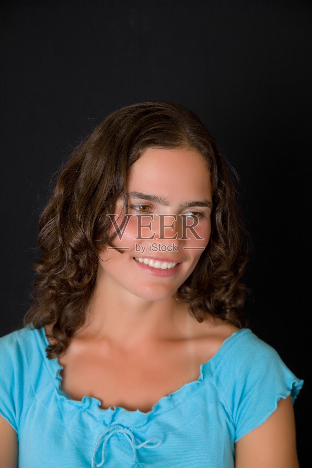 一个女孩的肖像照片摄影图片