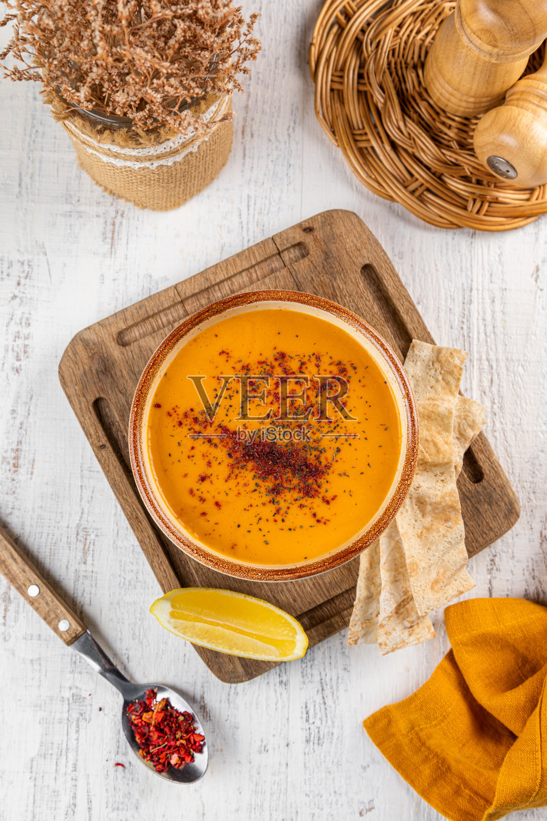 印度南部喀拉拉邦风味的番茄素食照片摄影图片