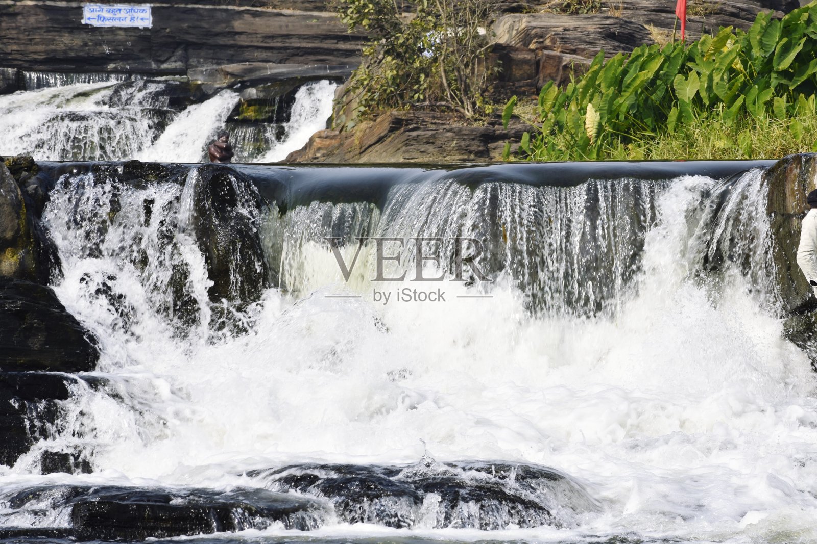 Bhatinda瀑布位于印度恰尔肯德邦的丹巴德照片摄影图片