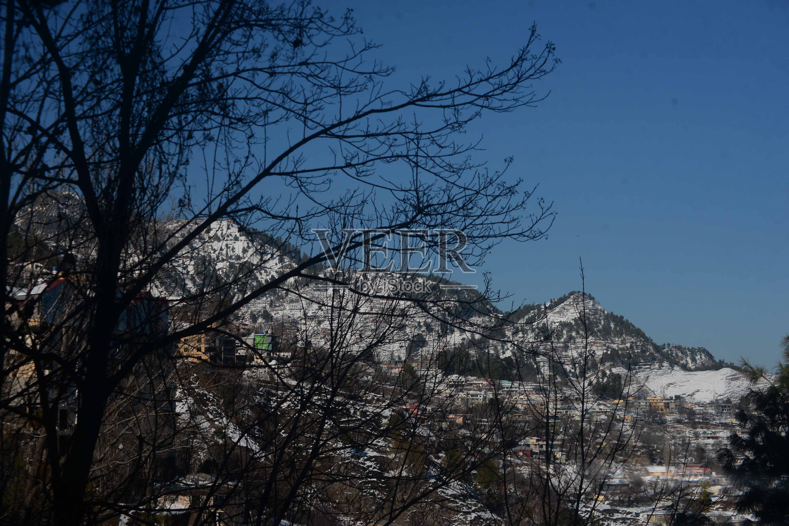 巴基斯坦阿尤比亚山谷冰雪覆盖的地区和山脉照片摄影图片