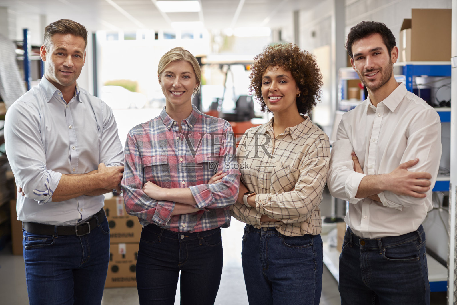 物流配送仓库管理团队画像照片摄影图片