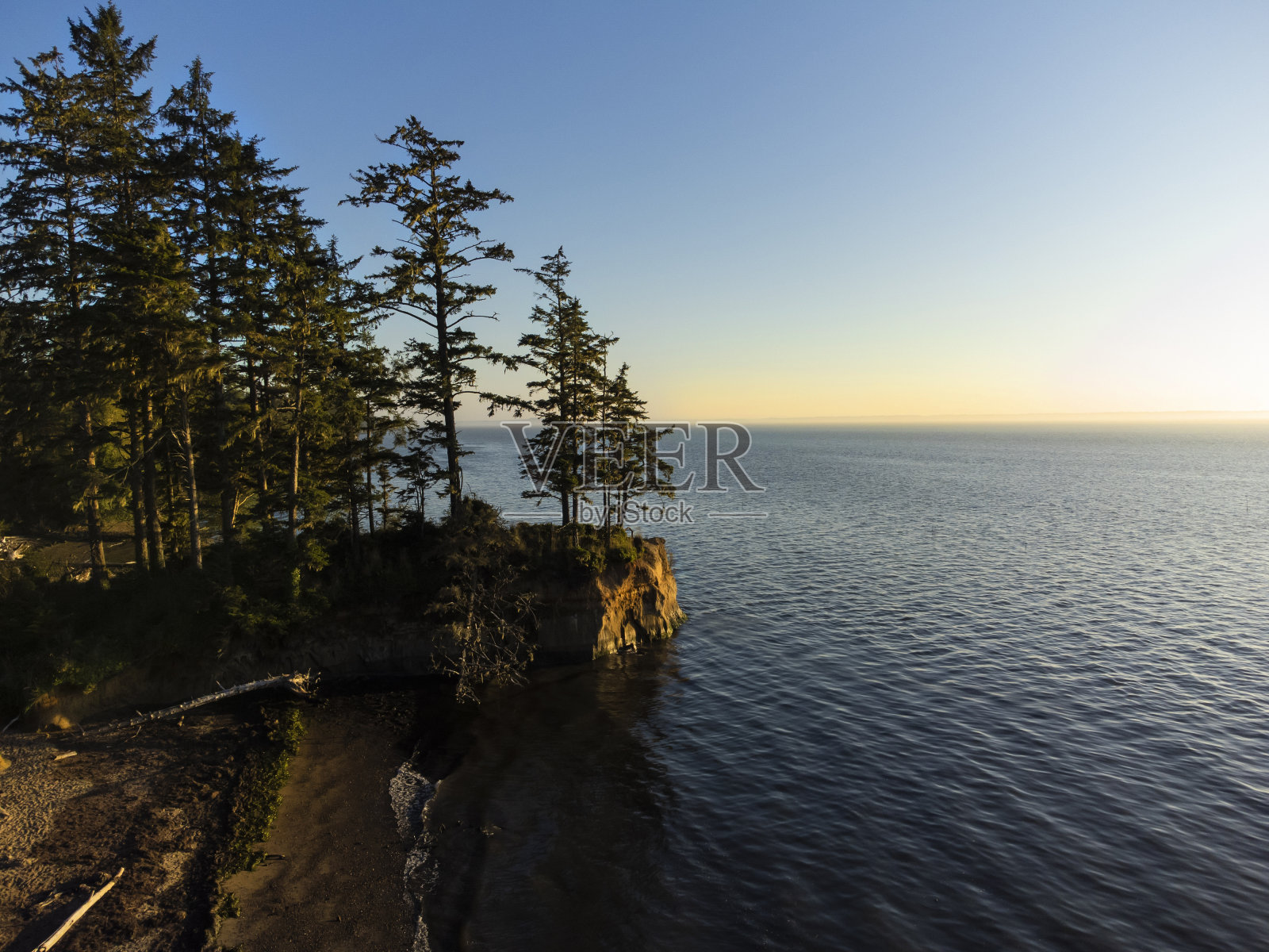 太平洋的夜景照片摄影图片