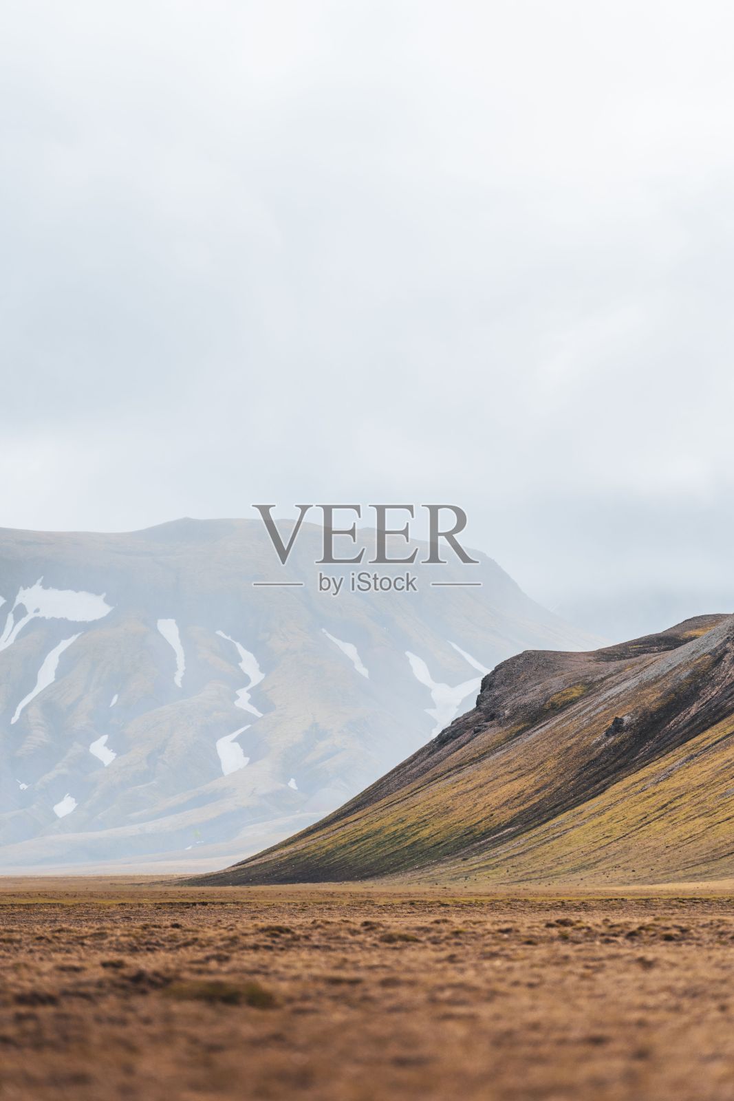 冰岛兰芒纳洛格尔美丽的山峰垂直拍摄照片摄影图片