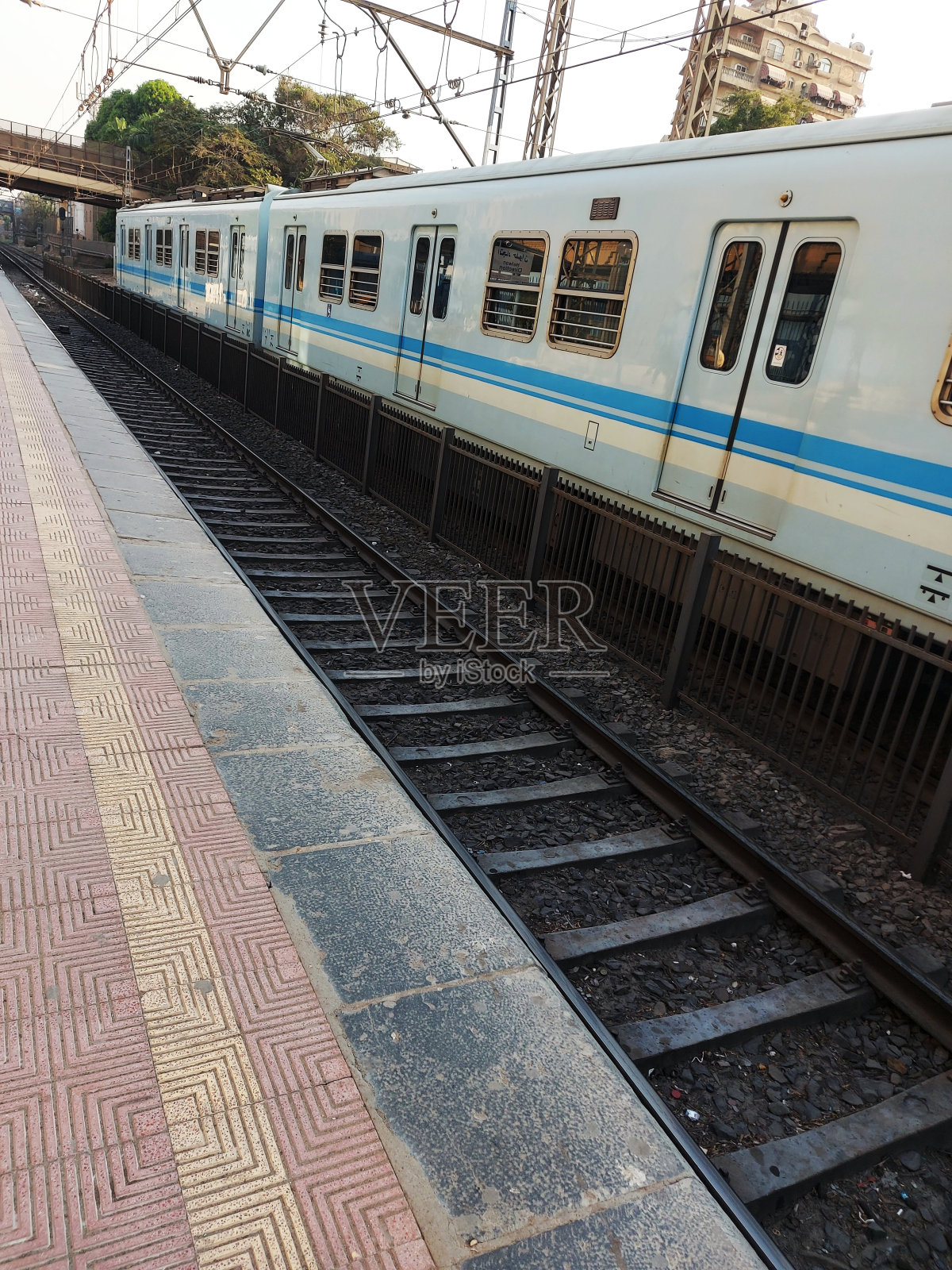 开罗地铁列车照片摄影图片