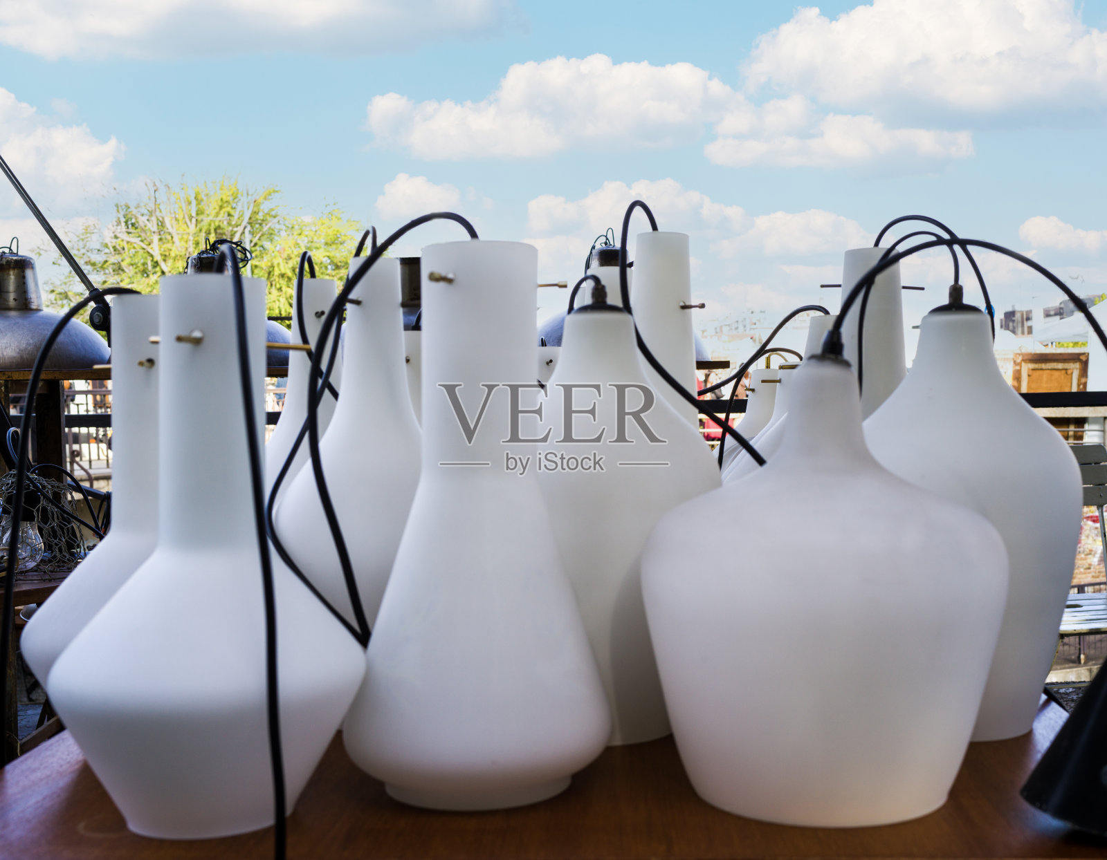 米兰跳蚤市场照片摄影图片