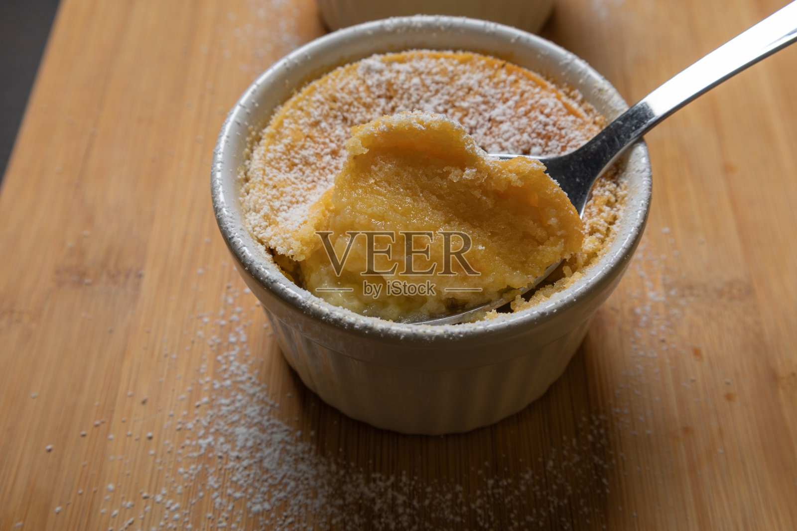 柠檬酸橙柑橘舒芙蕾照片摄影图片