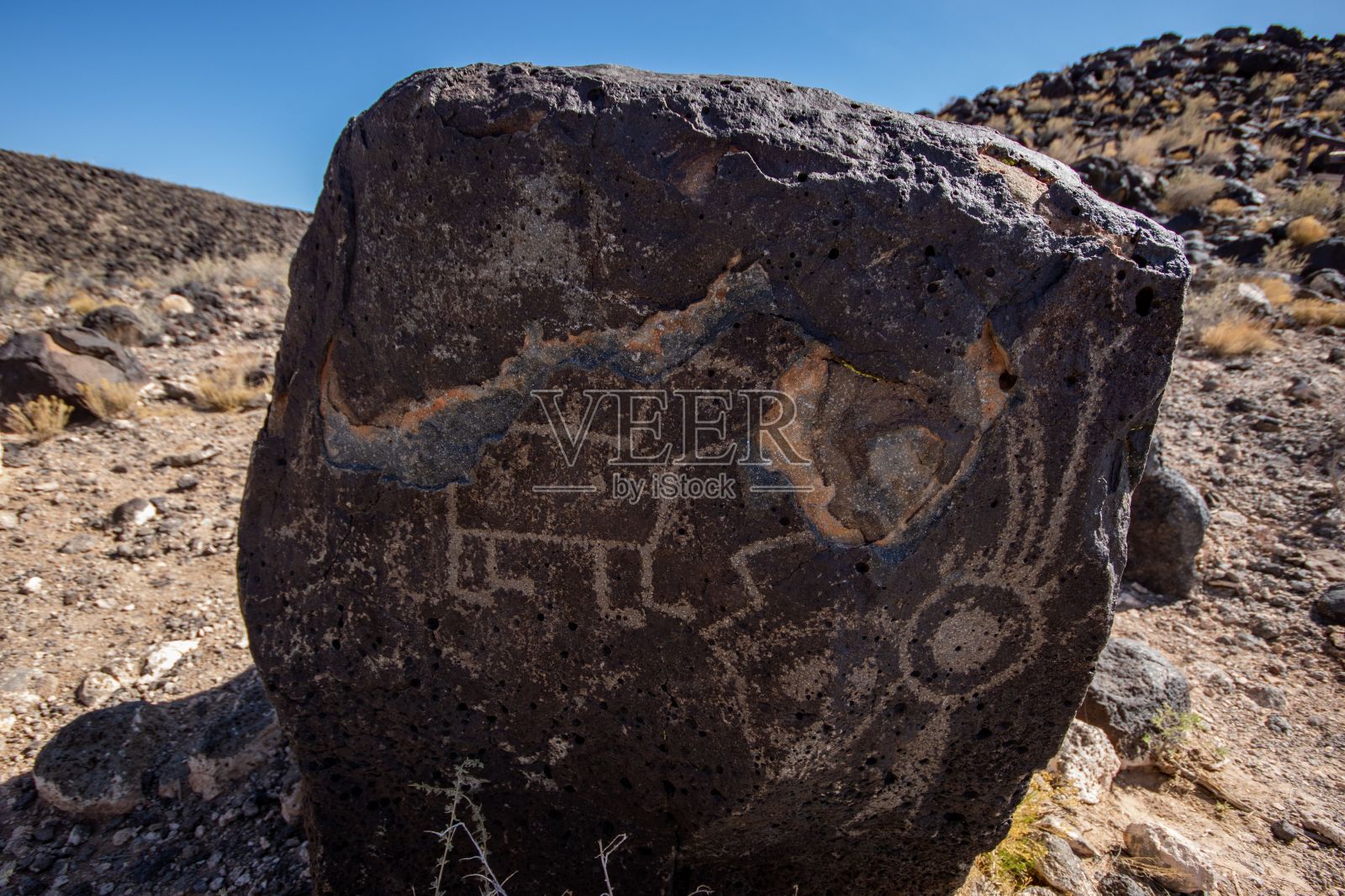 新墨西哥州博卡内格拉峡谷的古代岩画特写照片摄影图片