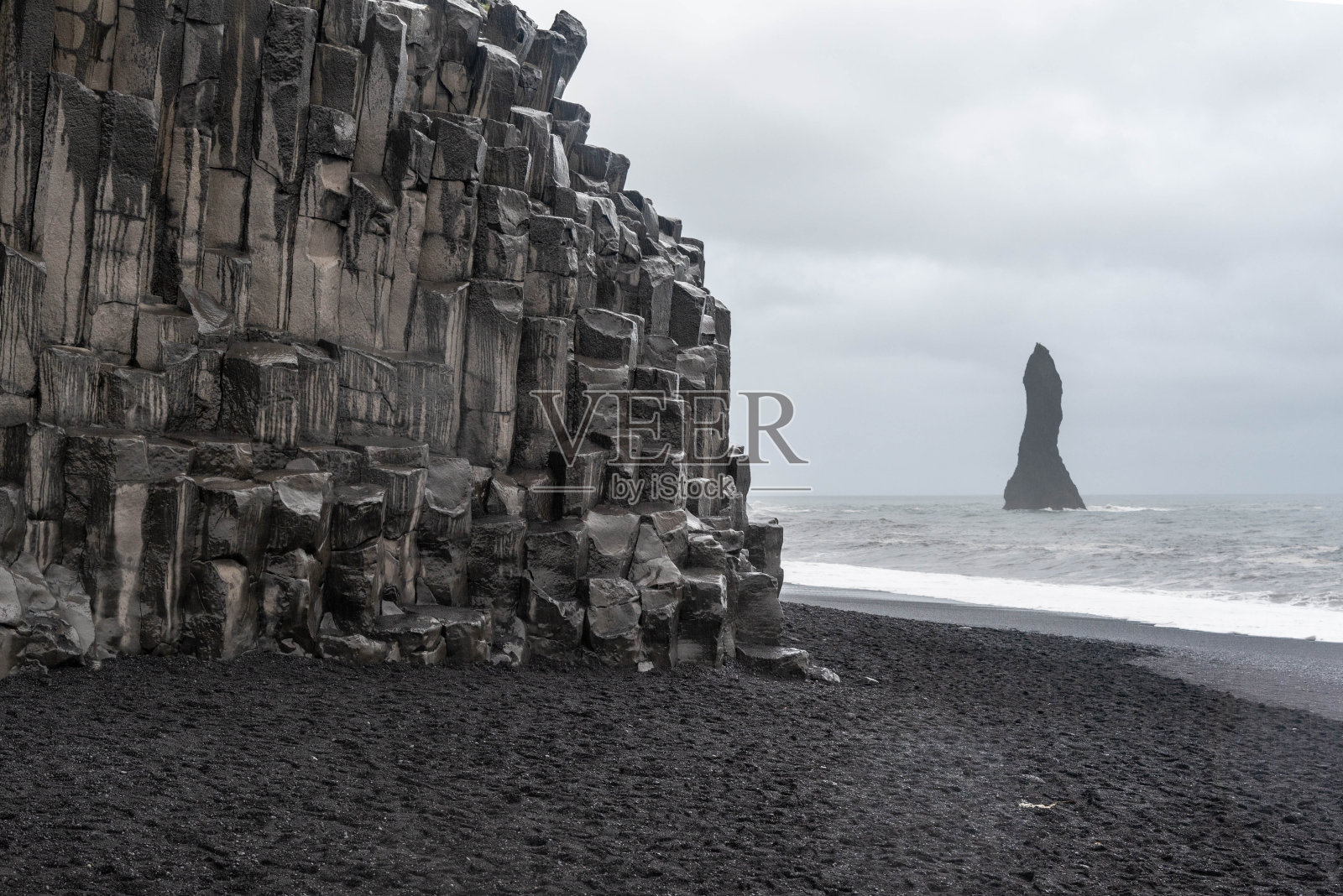 Reynisfjara黑沙滩照片摄影图片